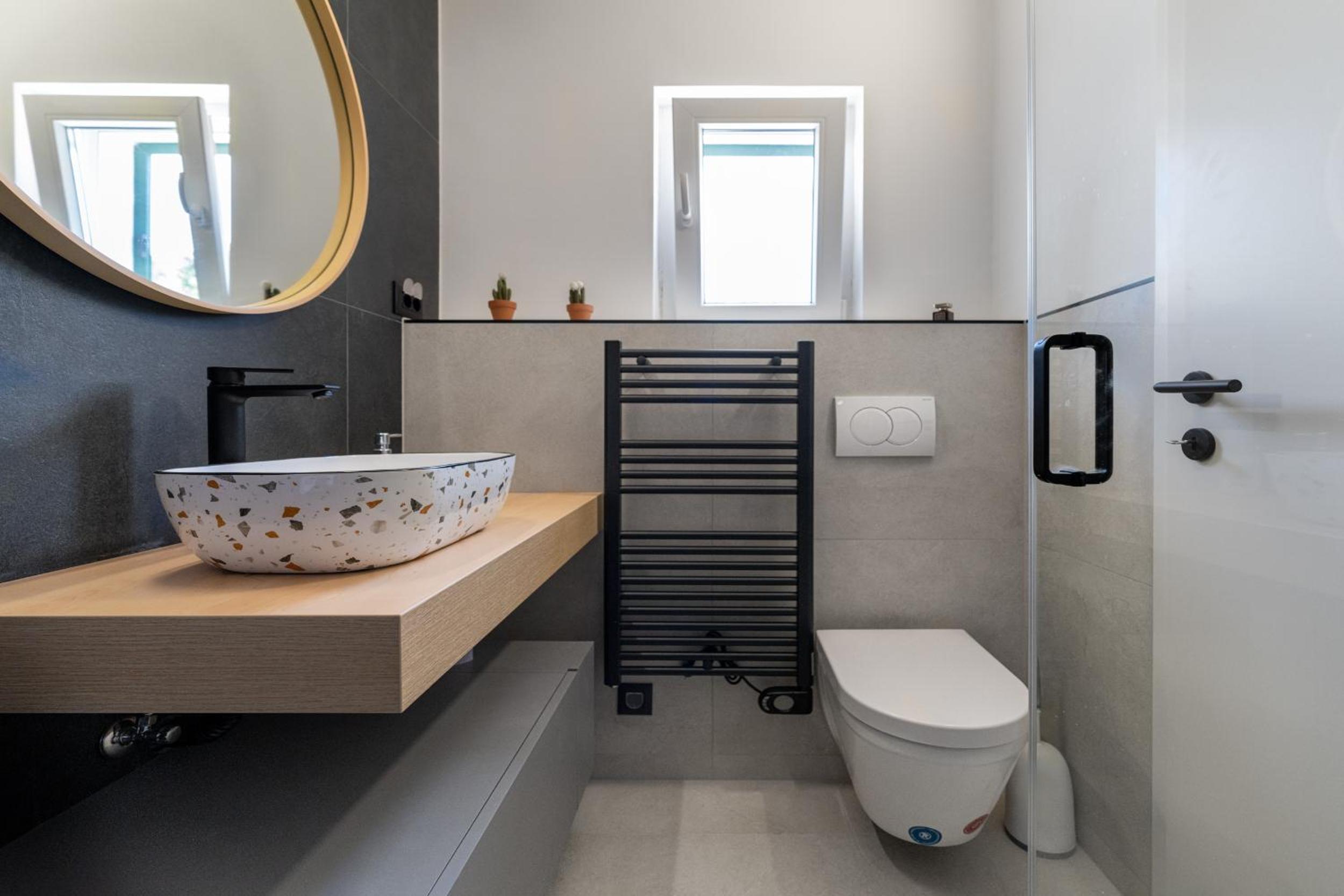 Villa Silencia 200 m do mora jacuzzi besplatni parking idealno za obitelj