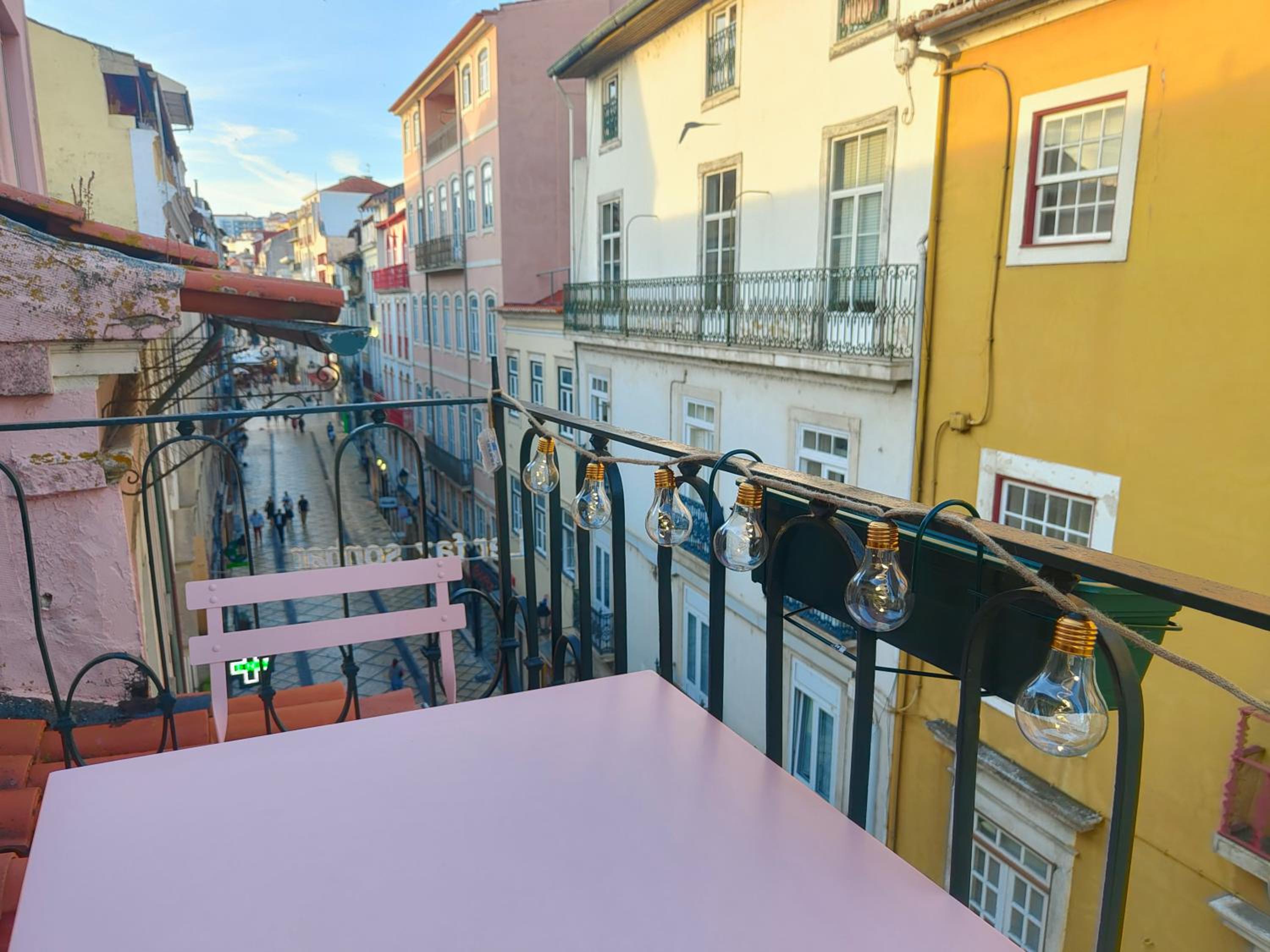 Coimbra Vacations - Rose Essence Aparment - Exceptional balcony - Property Image 8