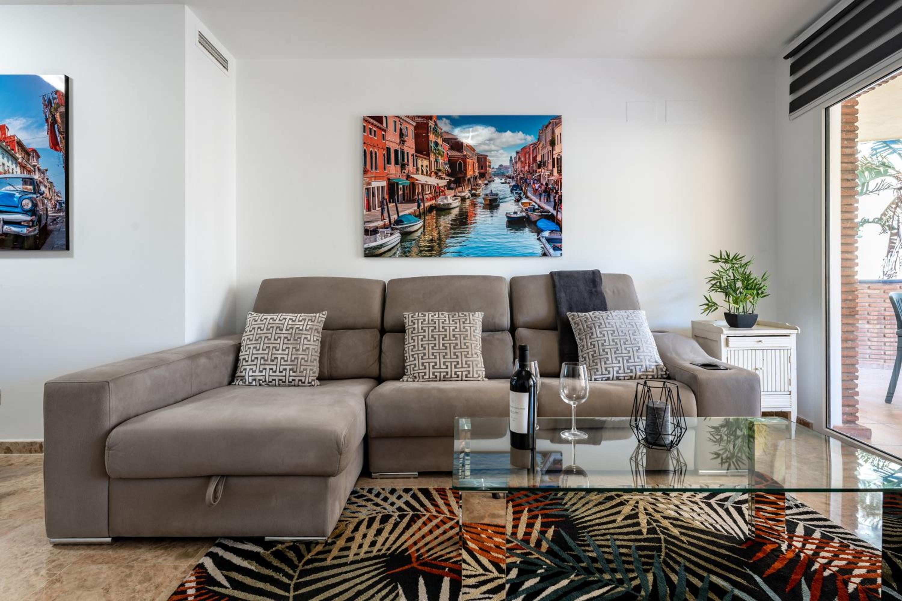lounge
