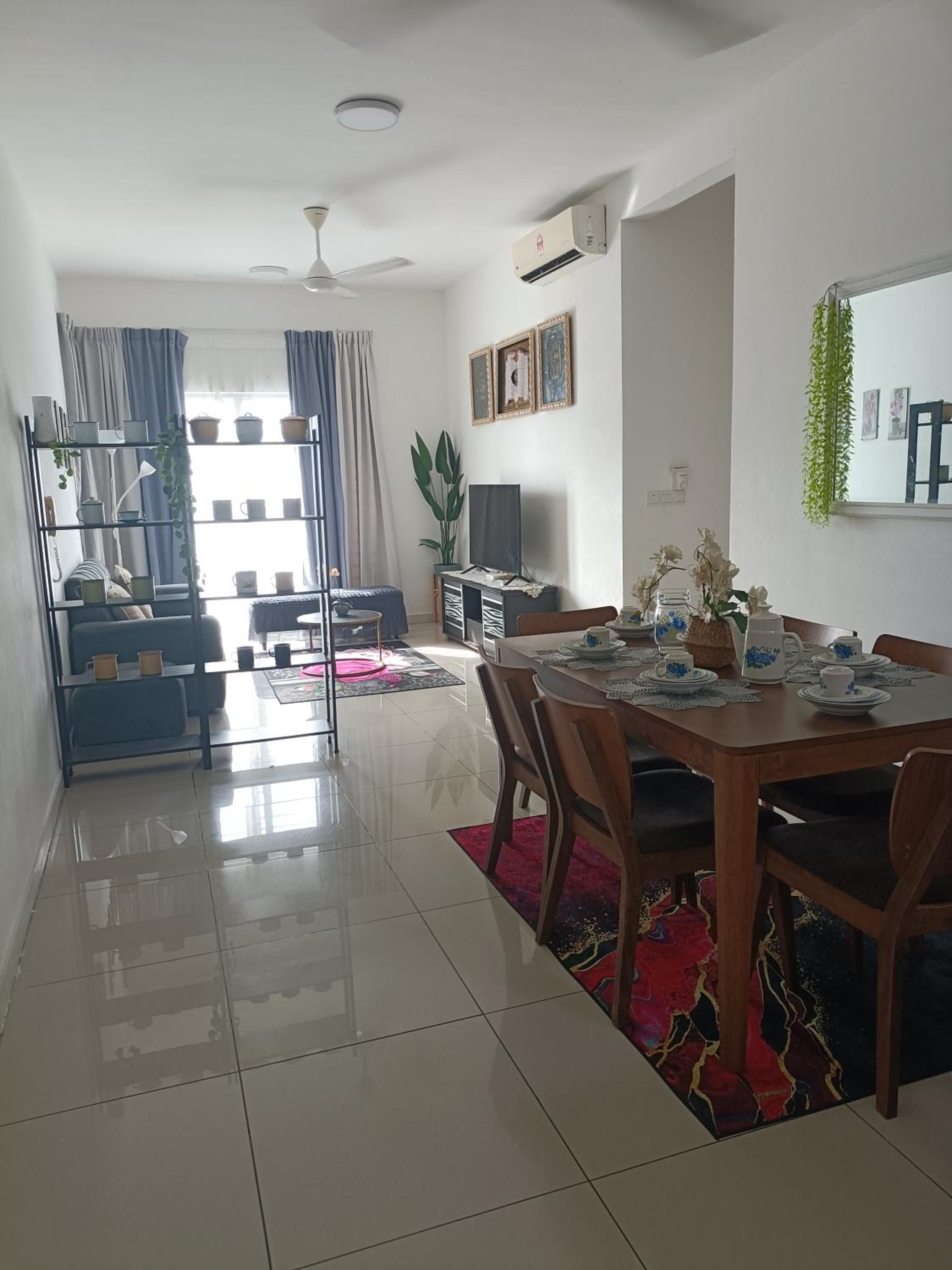Cikta Homestay at Southville City Savanna Suite photo 6