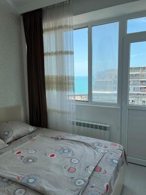 Lovely 2-bedroom unit rental in batumi view 3