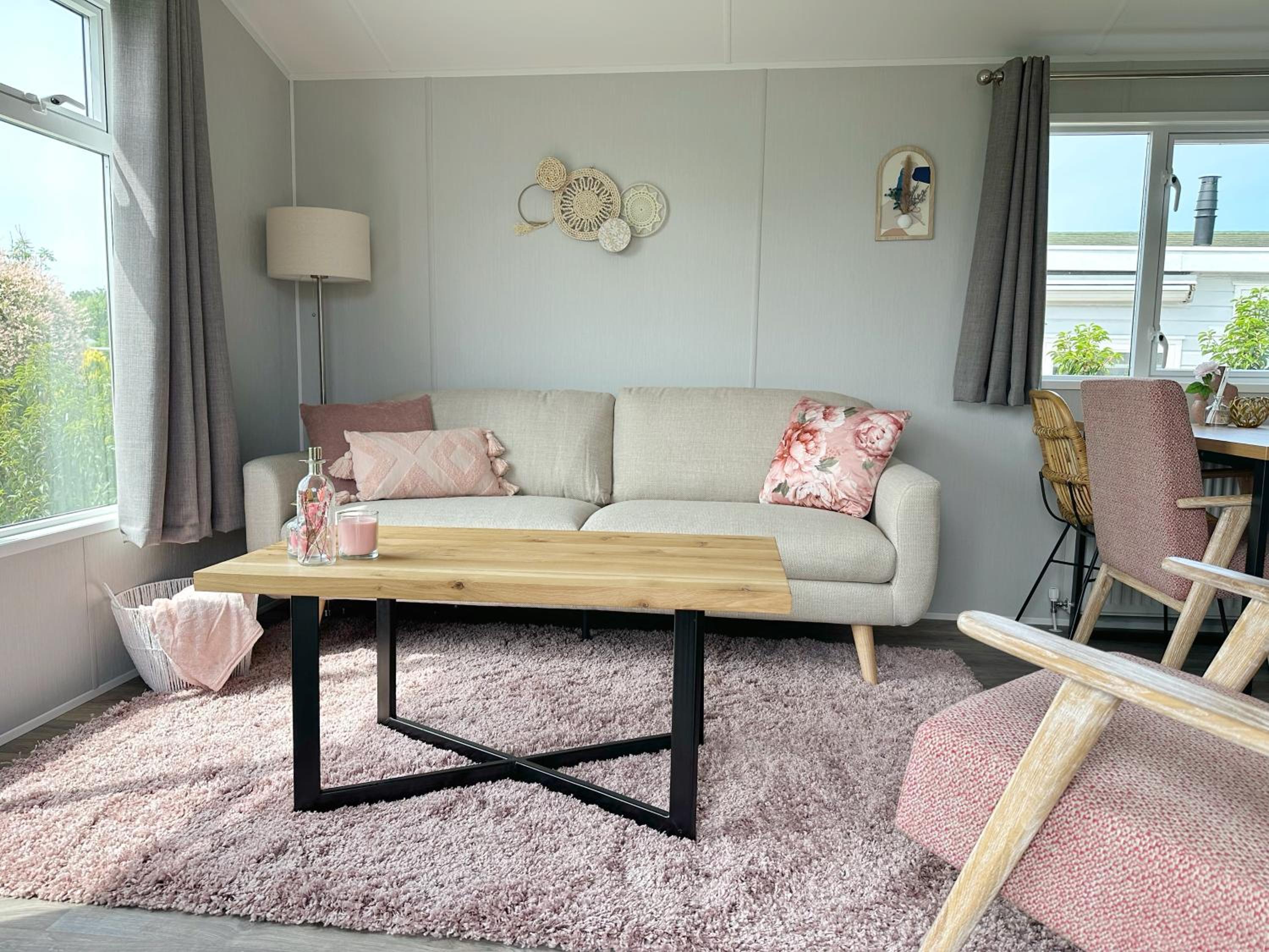 Chalet 572 op Recreatiepark De Wielen view 5