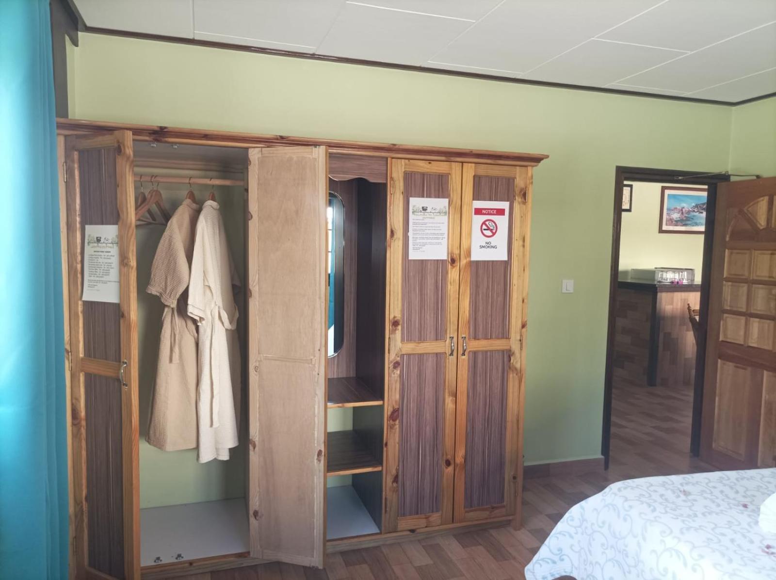 Lianita's Cottage (Selfcatering)