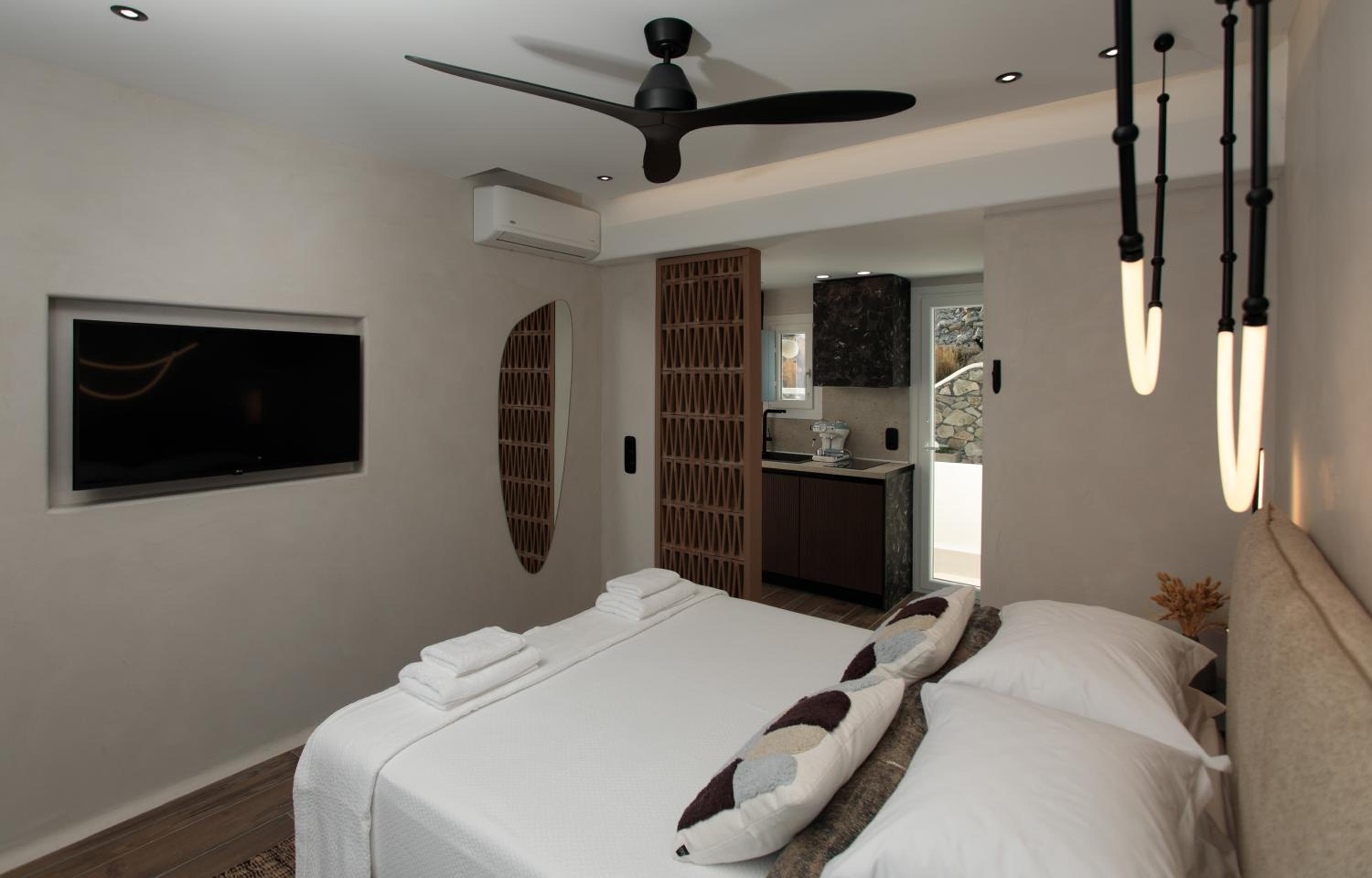 Sea U Soon Seafront Suites