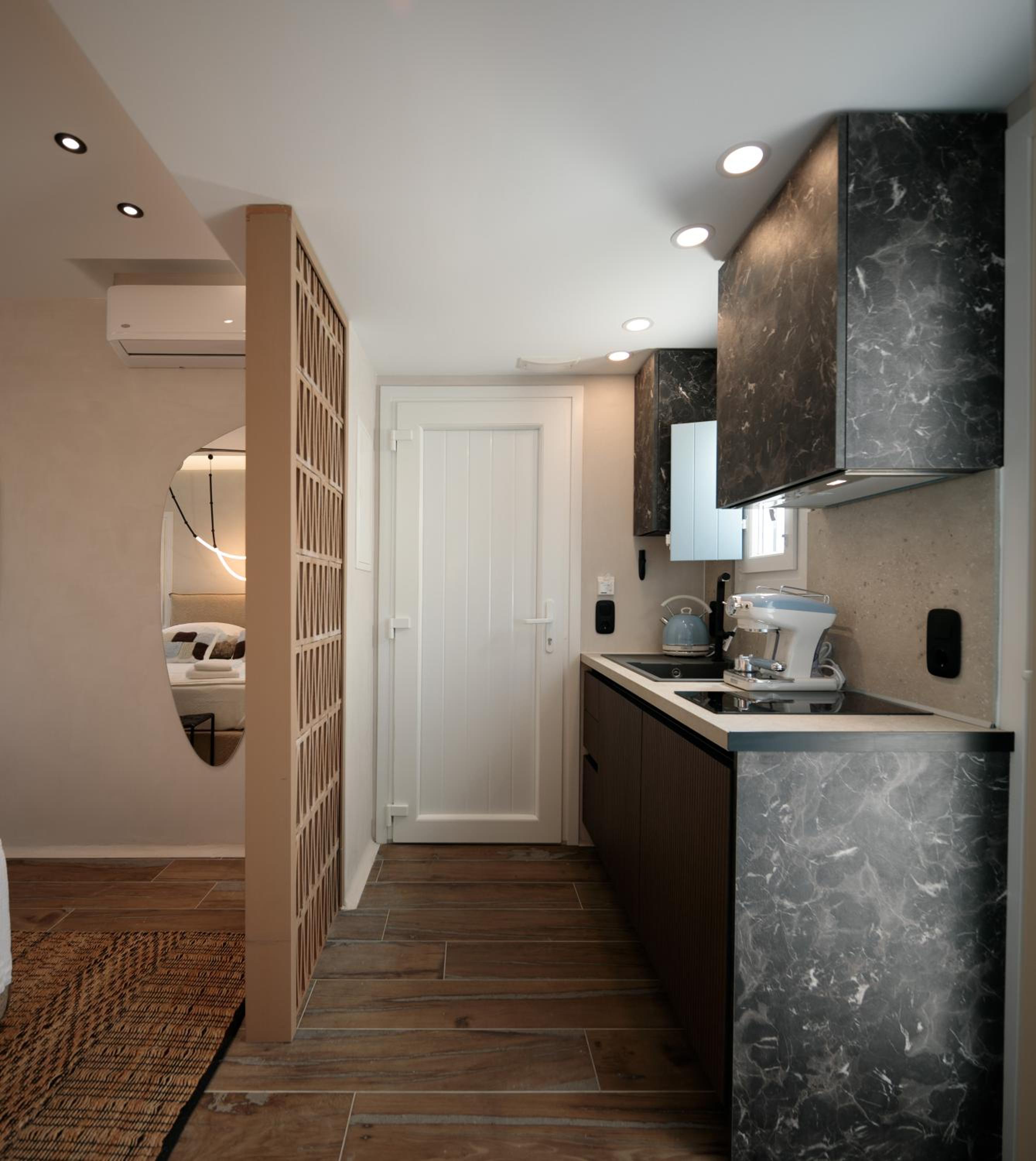 Sea U Soon Seafront Suites