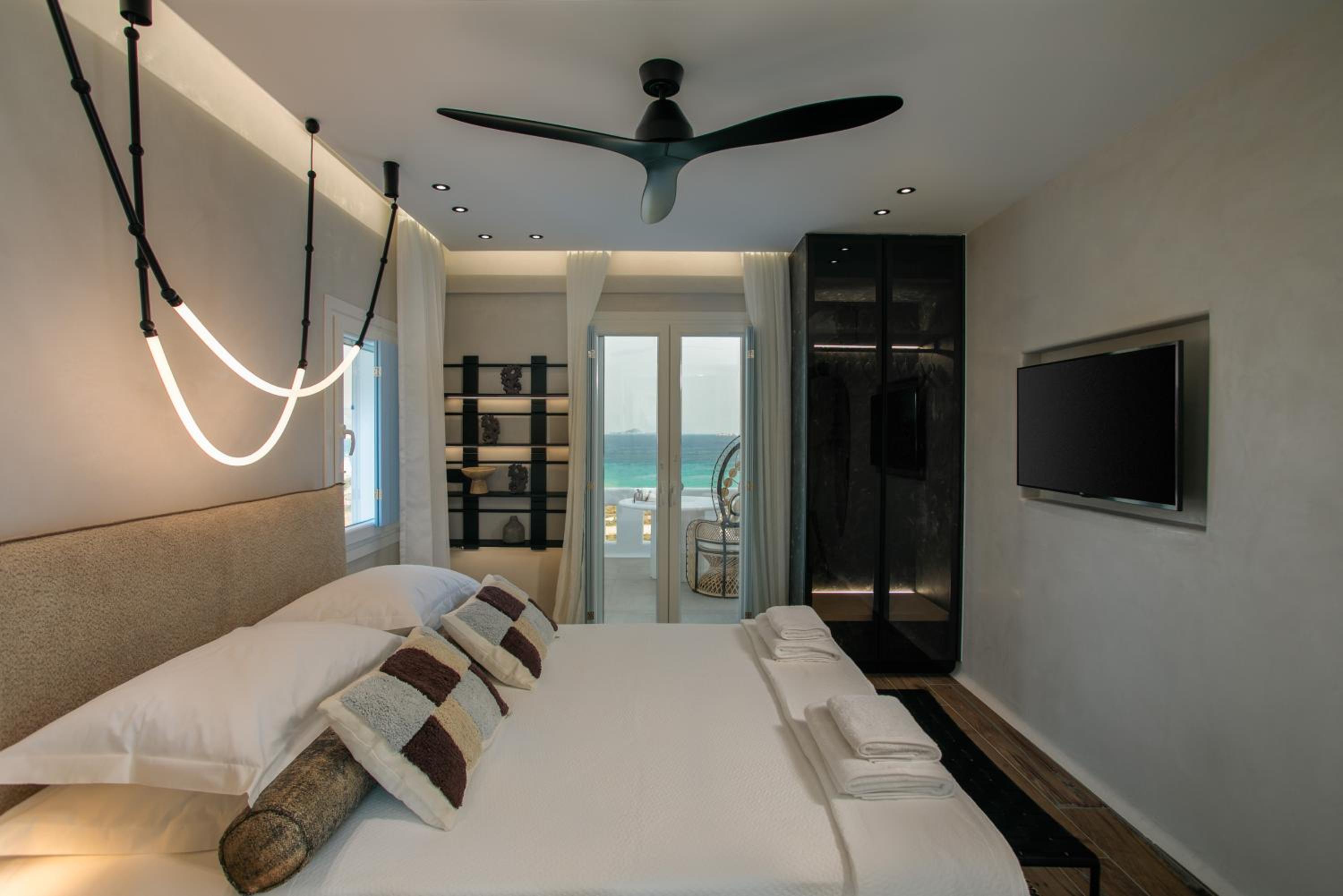 Sea U Soon Seafront Suites
