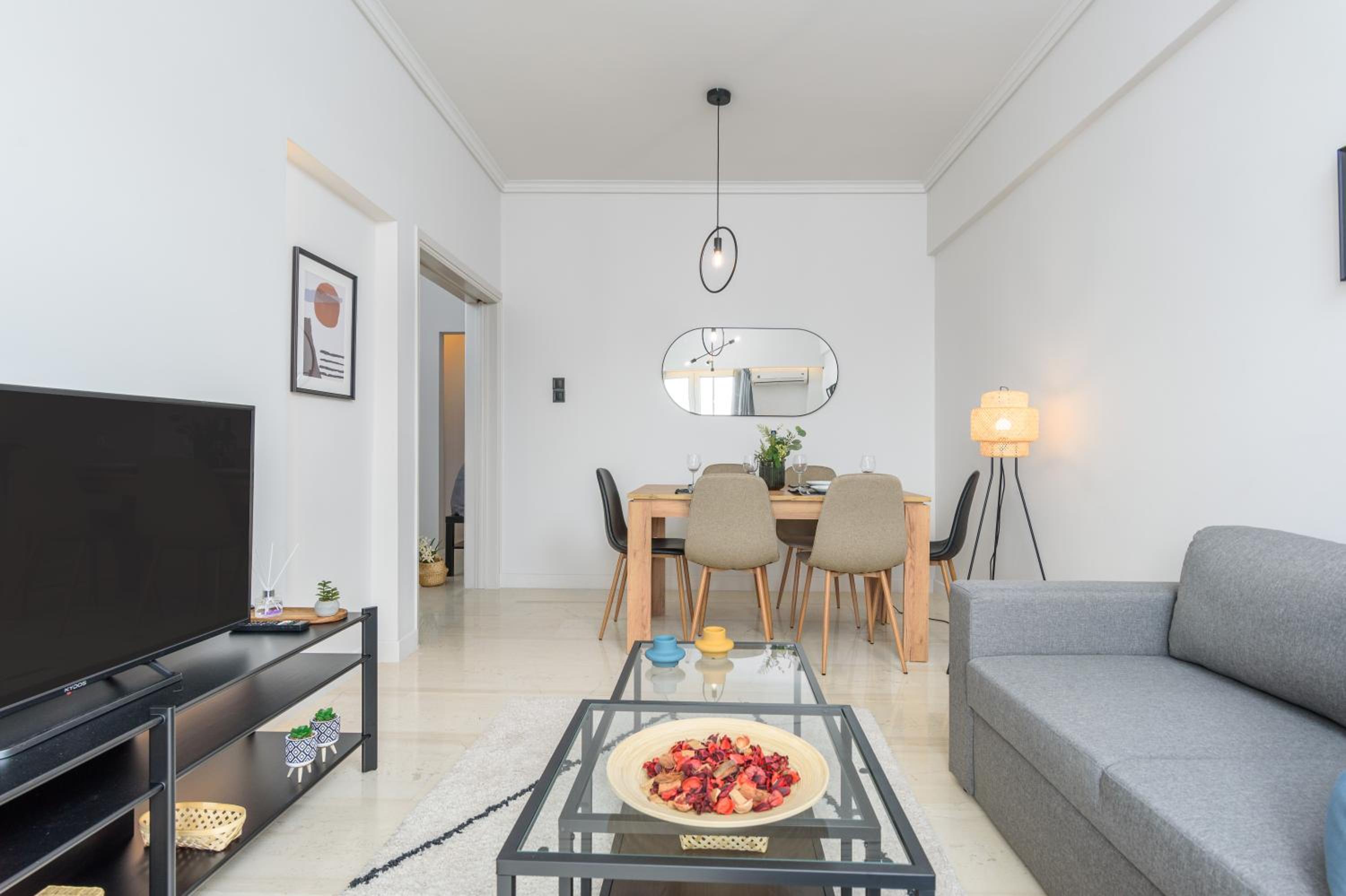Zeus 2-Bedroom Apartment in Athens