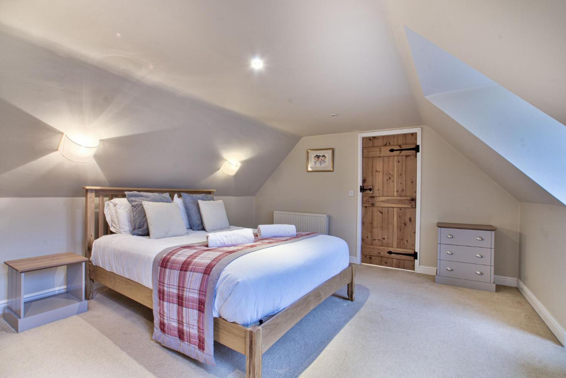 Olive Cottage by Group Retreats, photo 15
