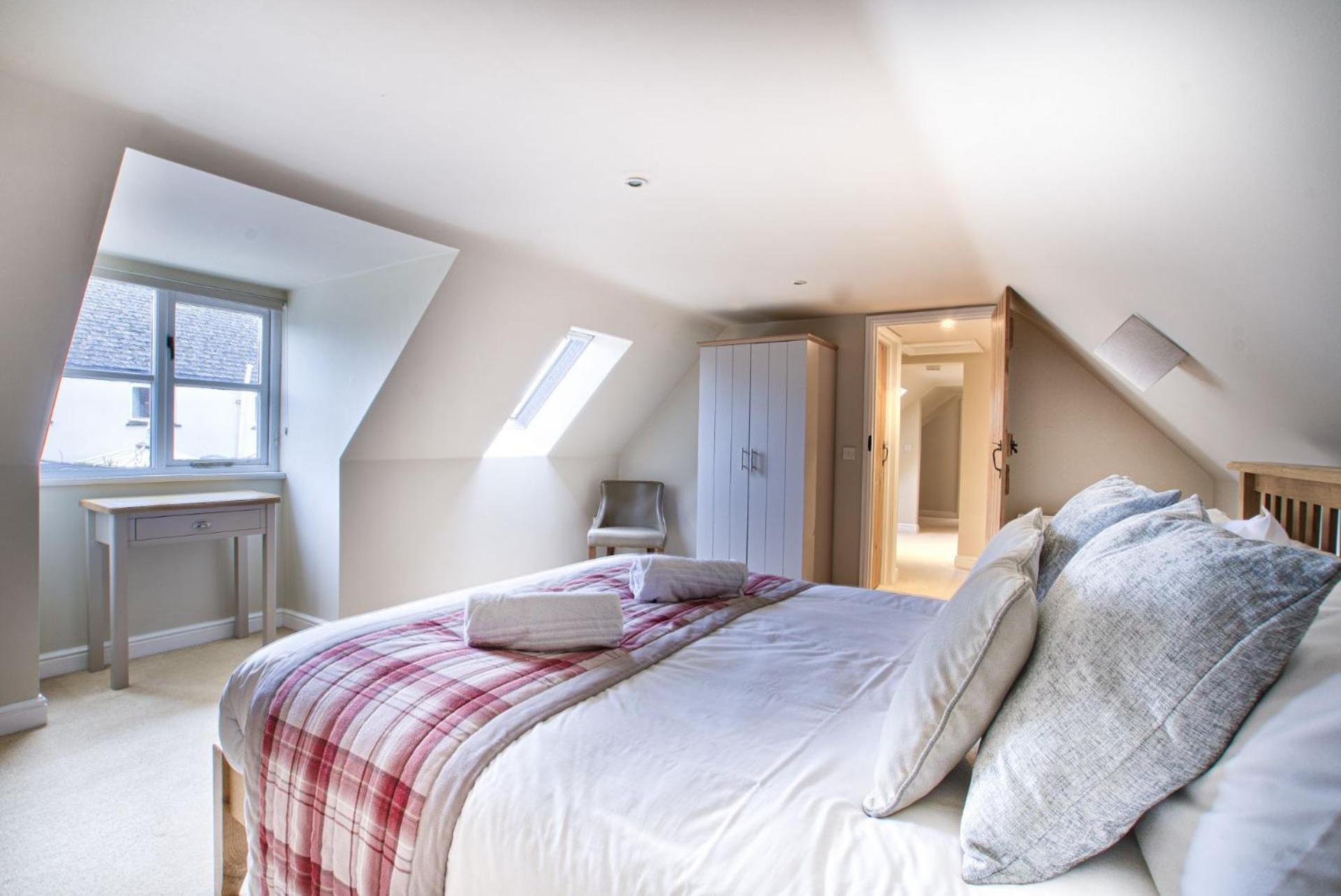 Olive Cottage by Group Retreats, photo 10