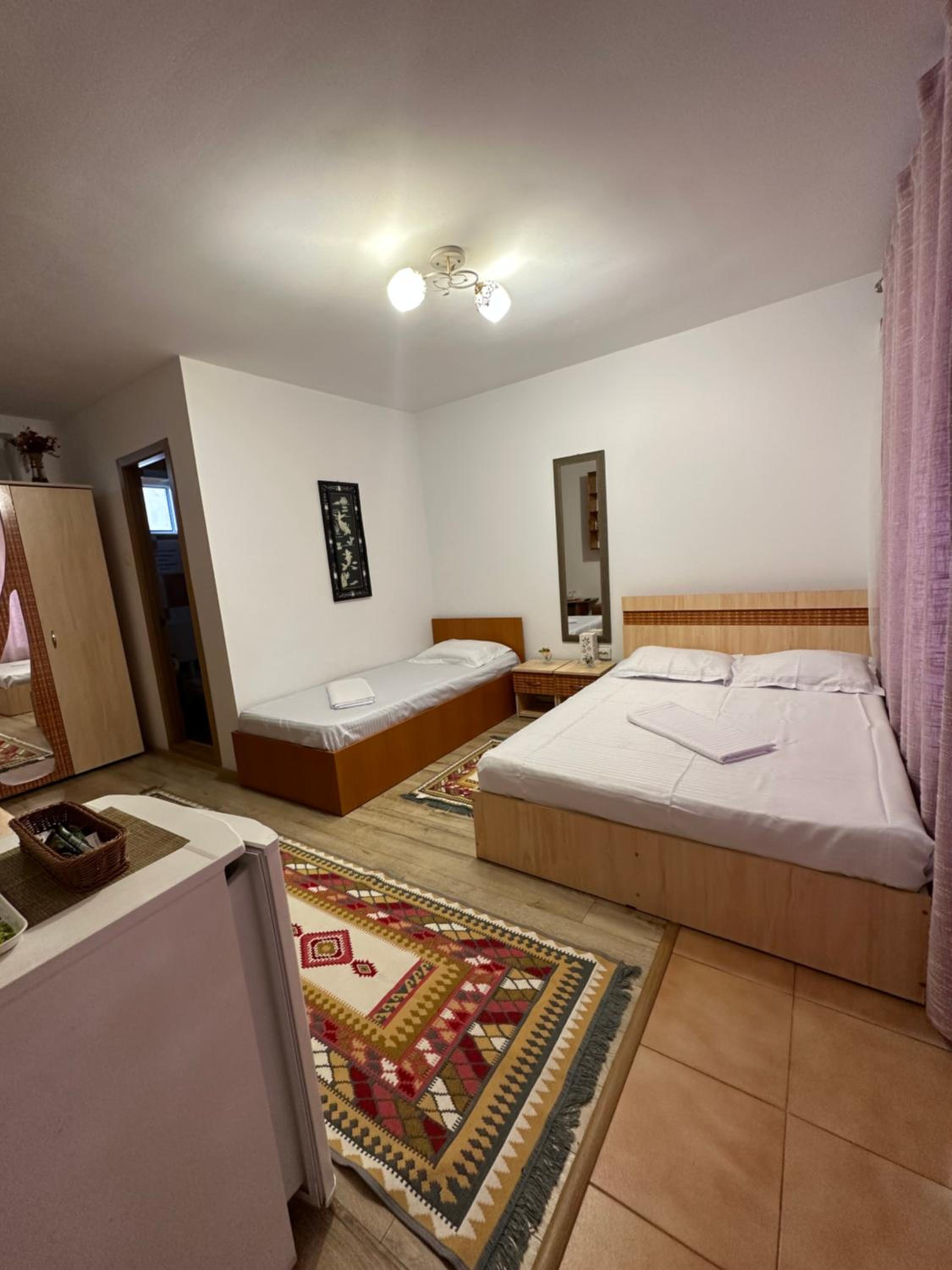 Casa Cu Flori Corbu