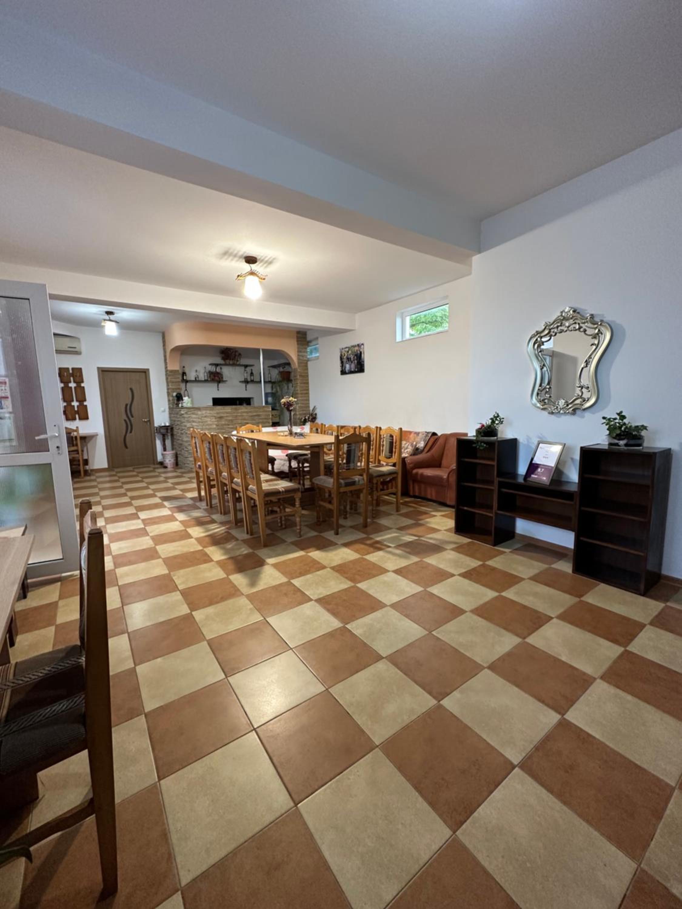 Casa Cu Flori Corbu
