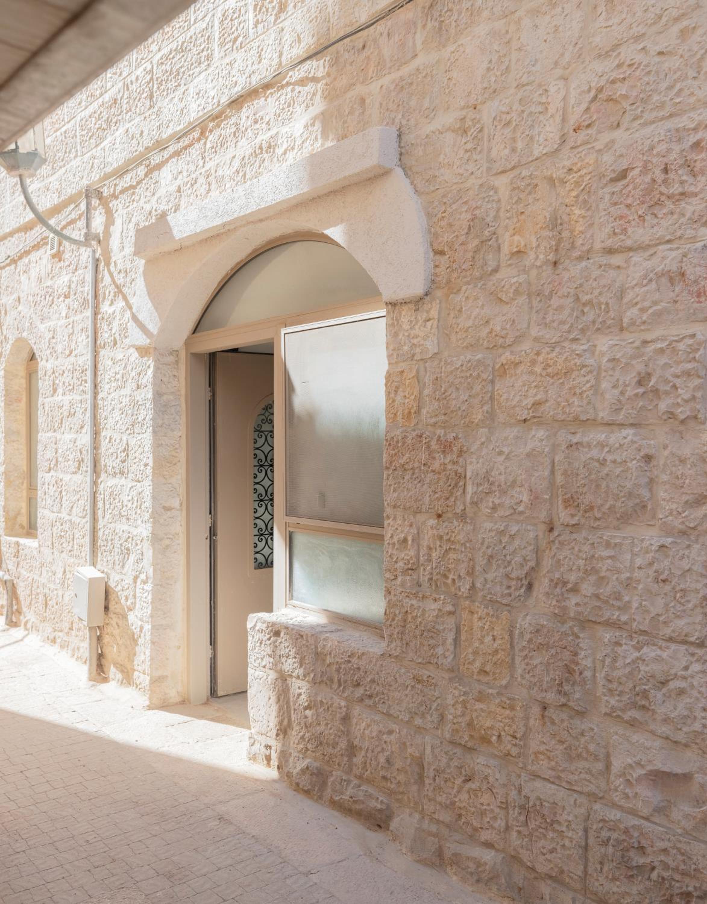 Vacation Apartments In The Heart Of Nachlaot view 5