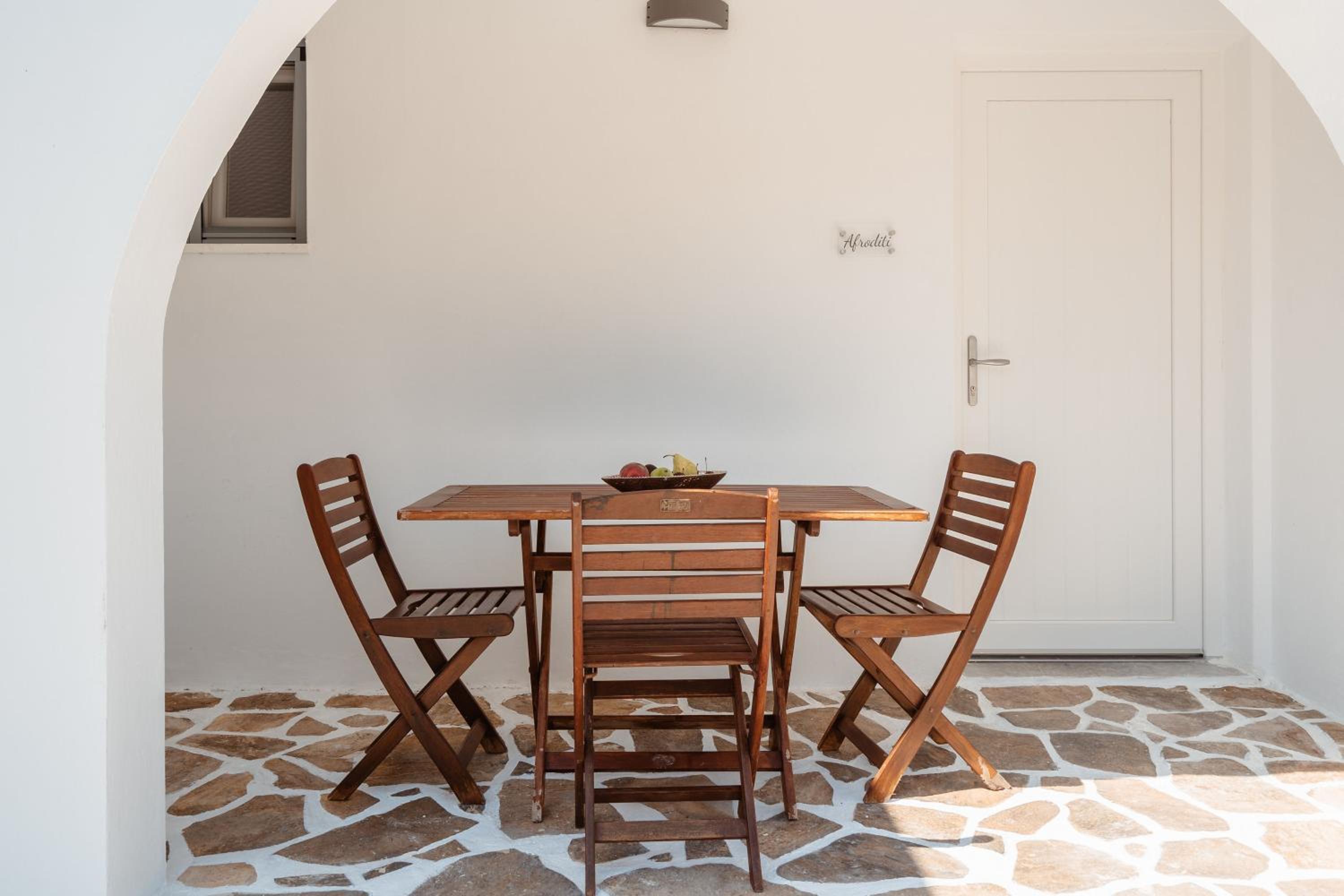 Celestial Seaview Apartments - Afroditi photo 2