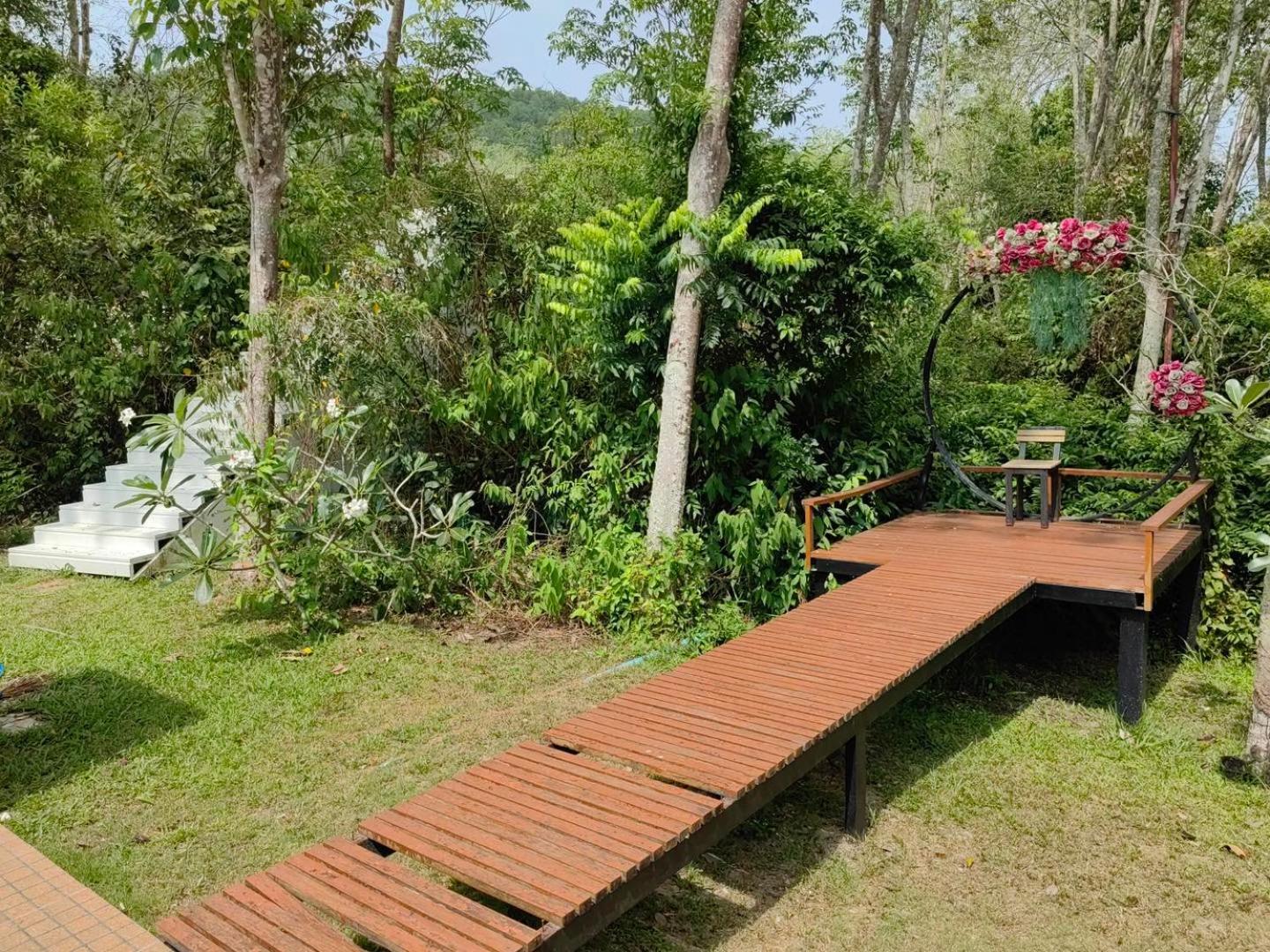 Phumaihom Resort