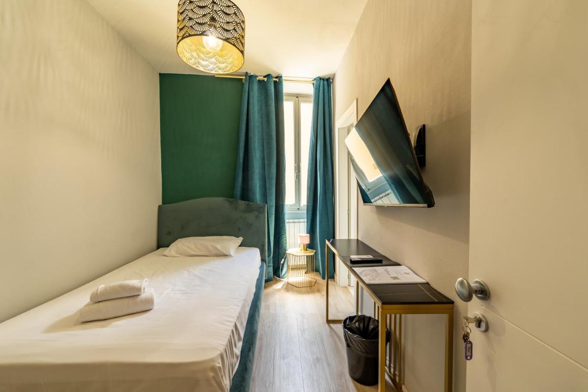 Room Eleven