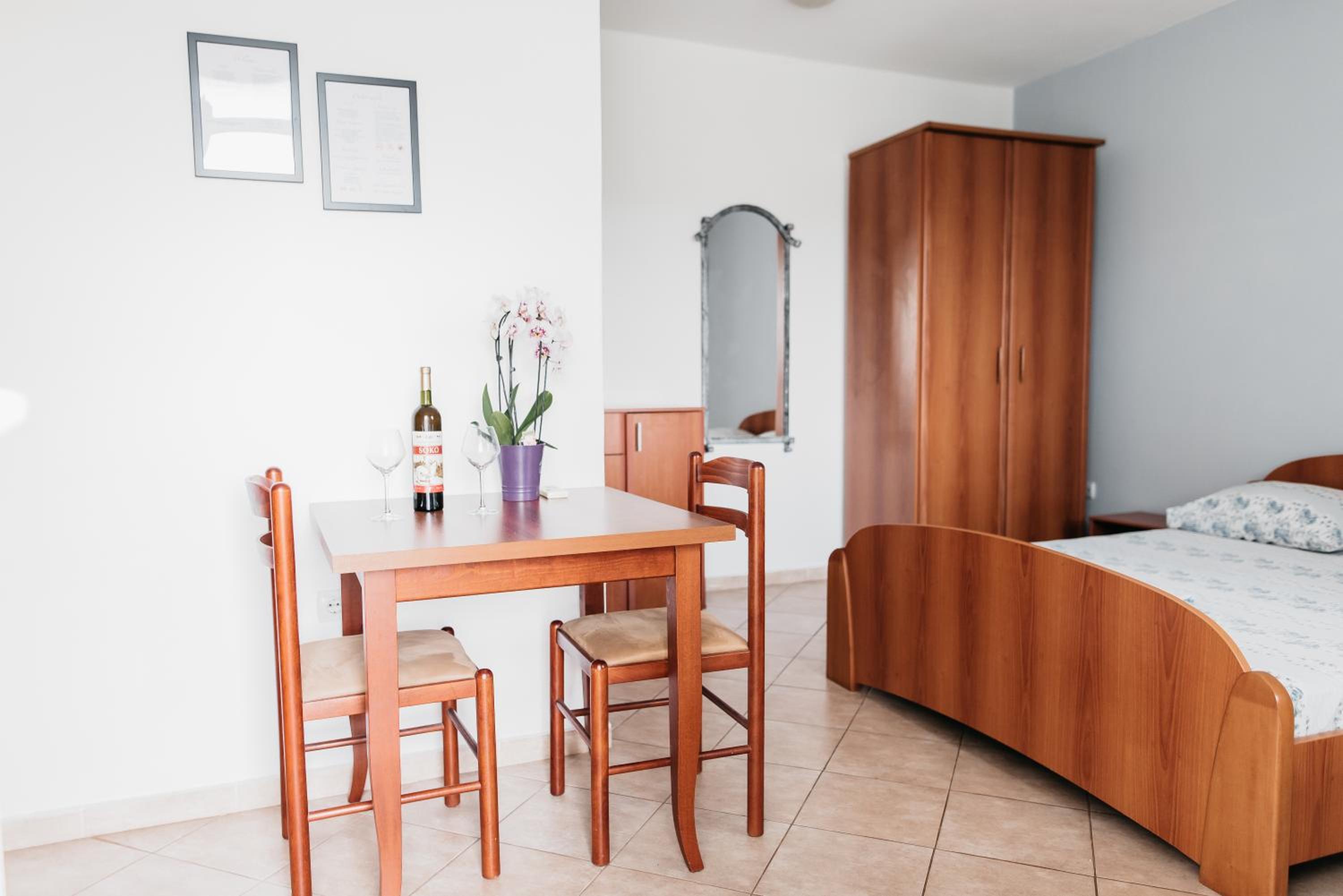 Photo 26