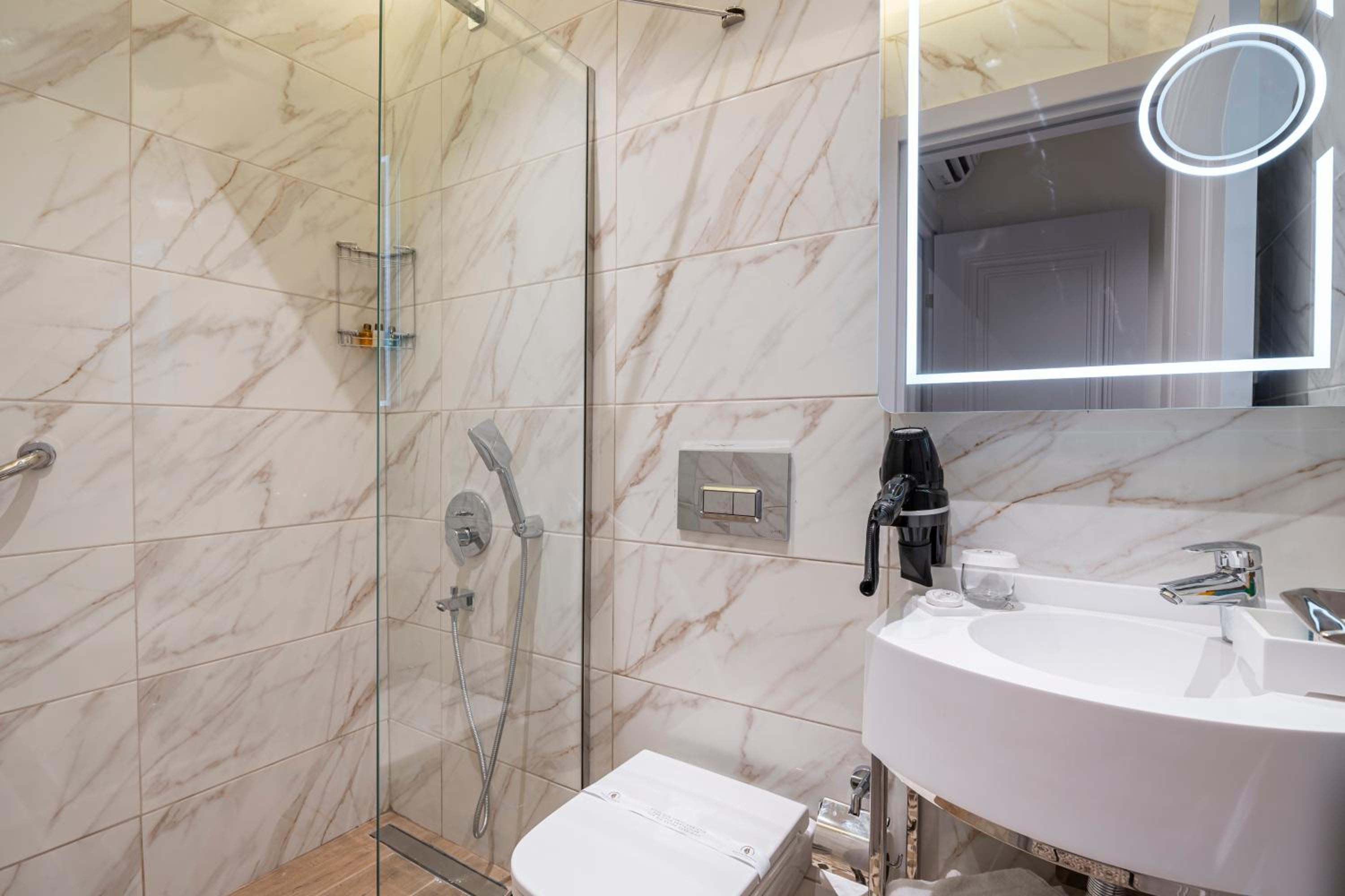 Pera Luna Premium Otel - Image 70