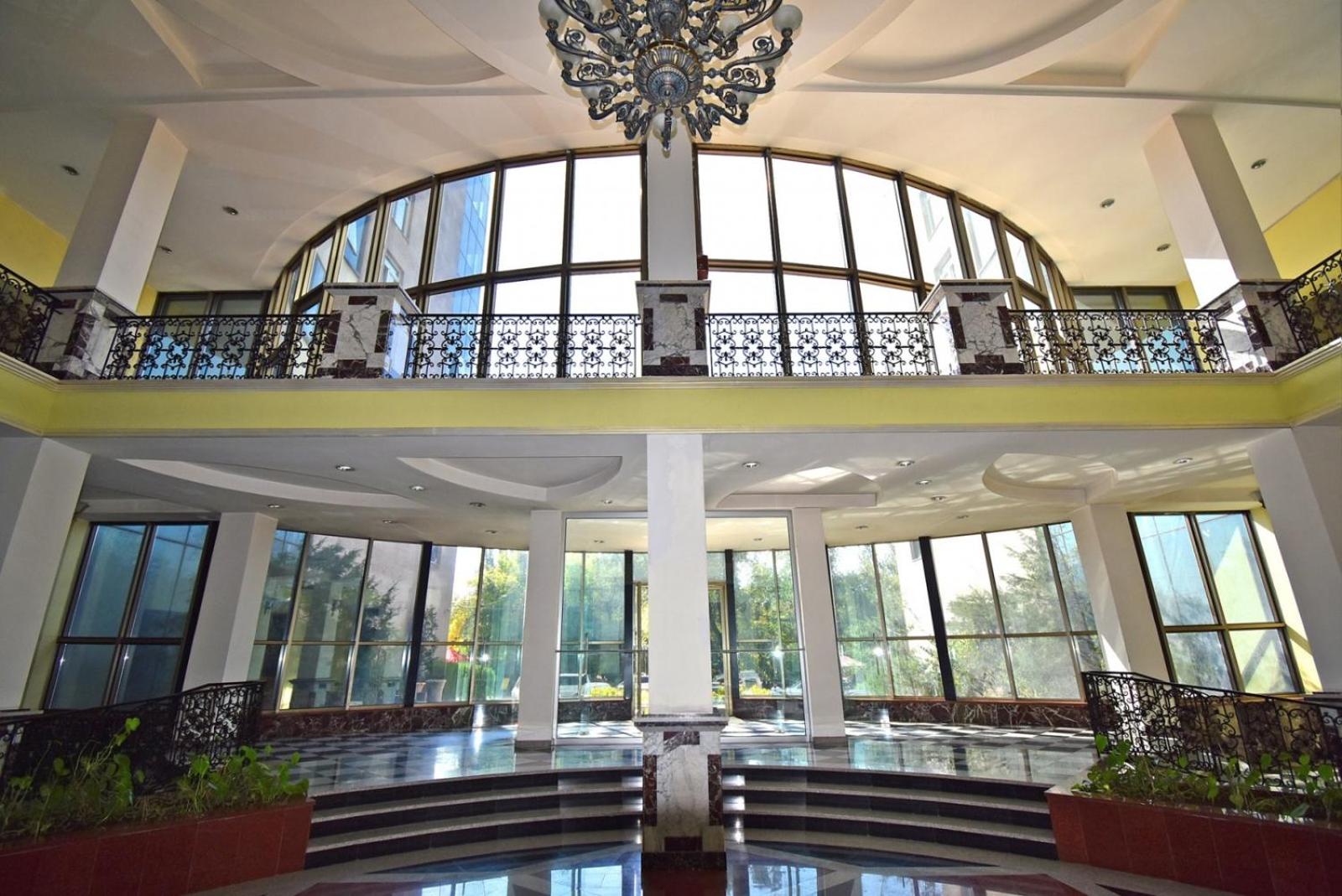 Teryan street, 3 bedrooms Luxury & Grand, Sunny apartment TT663