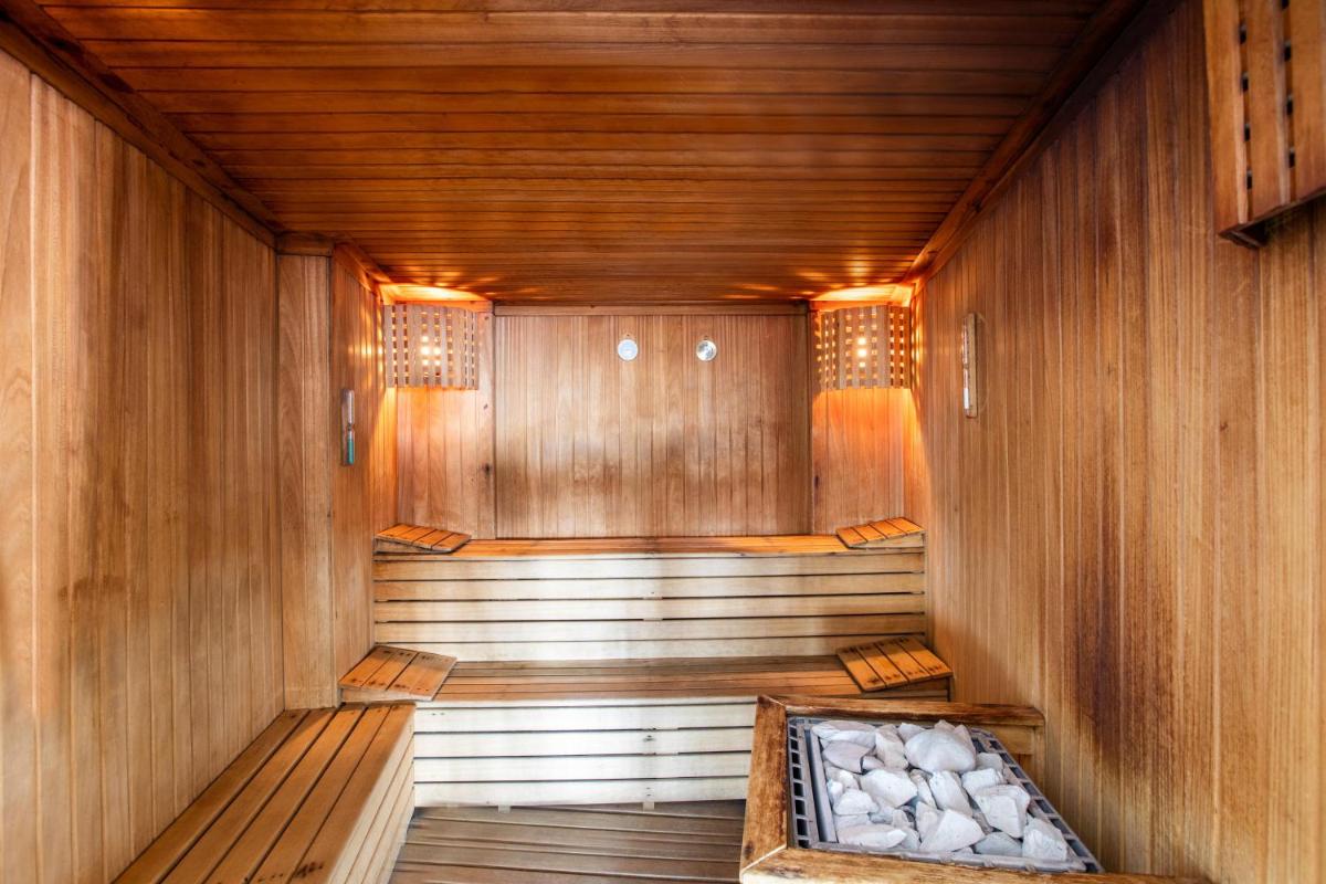 Labranda Alantur - Image 99