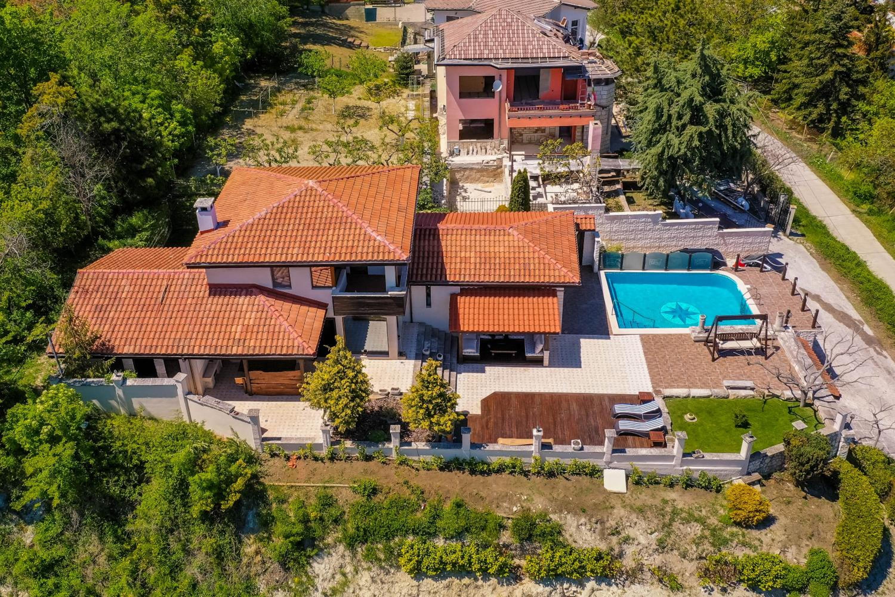 Villa Cook with Sea View - Heated Pool - at Balchik view 2