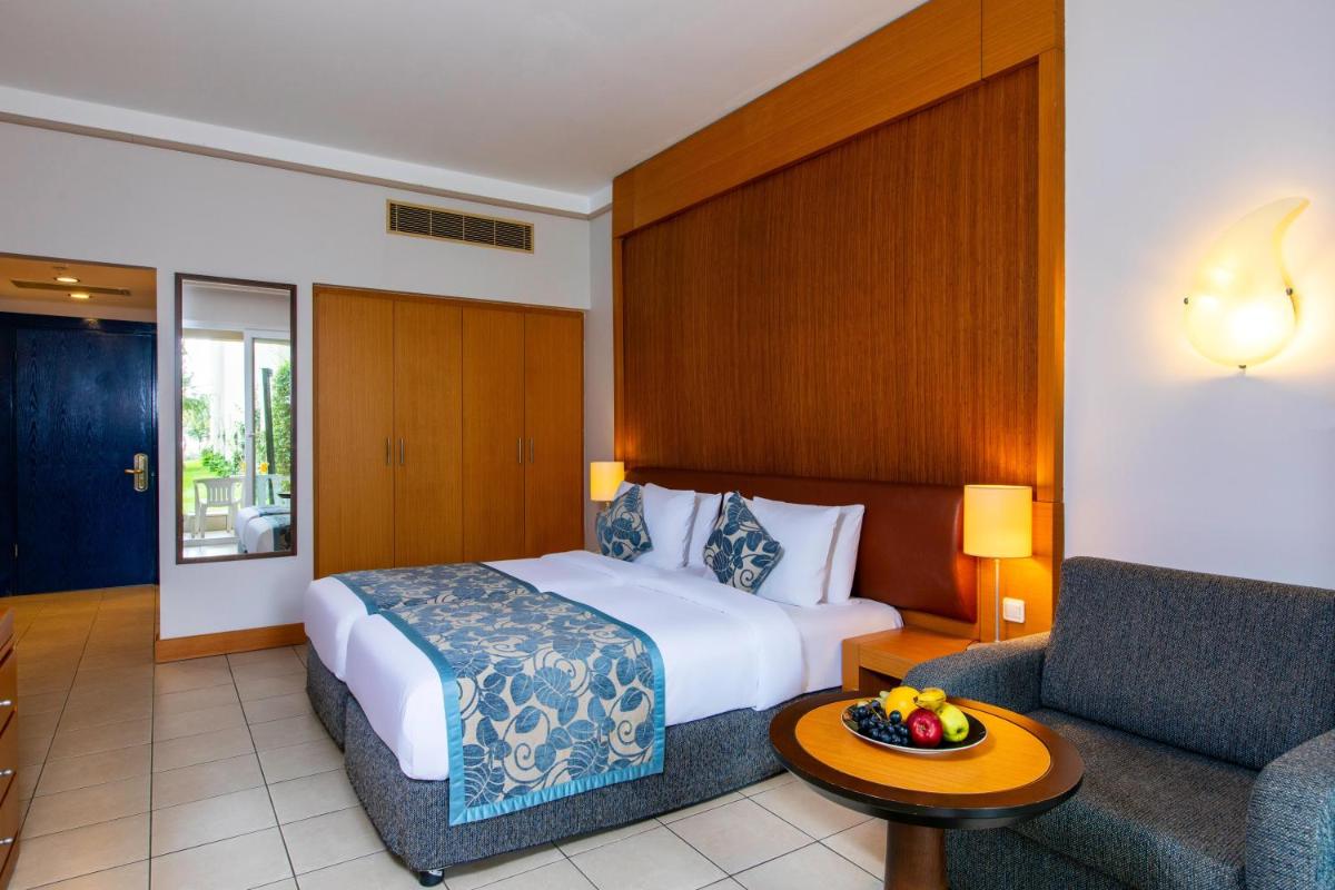 Labranda Alantur - Image 46