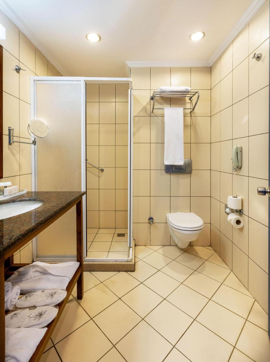 Labranda Alantur - Image 52