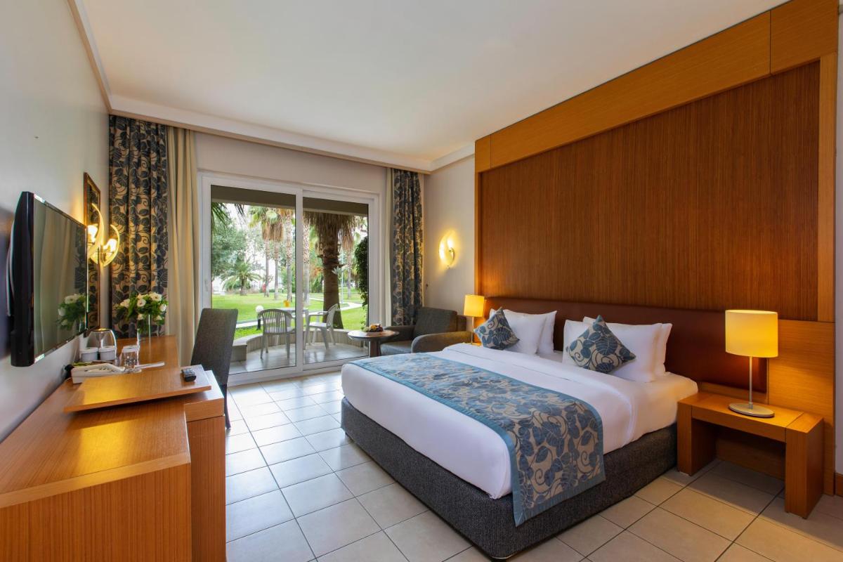 Labranda Alantur - Image 43