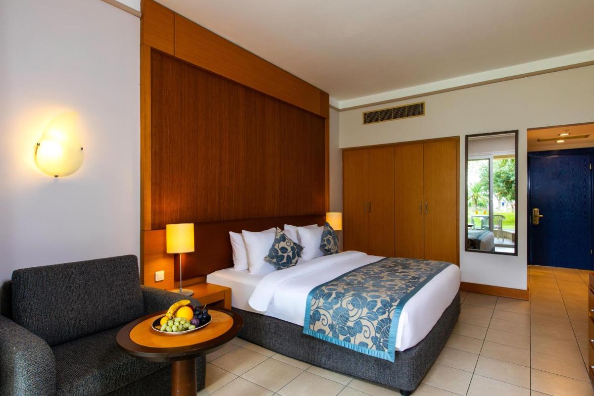 Labranda Alantur - Image 27