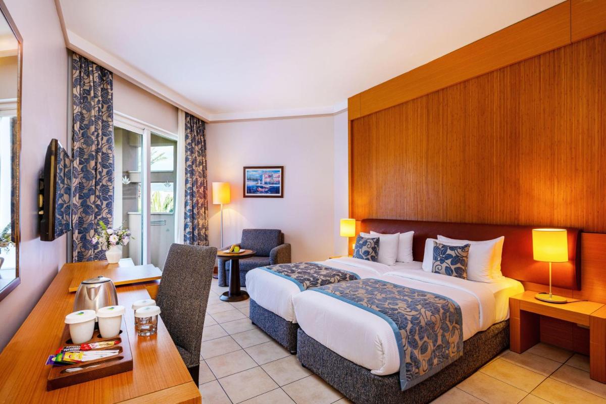 Labranda Alantur - Image 38