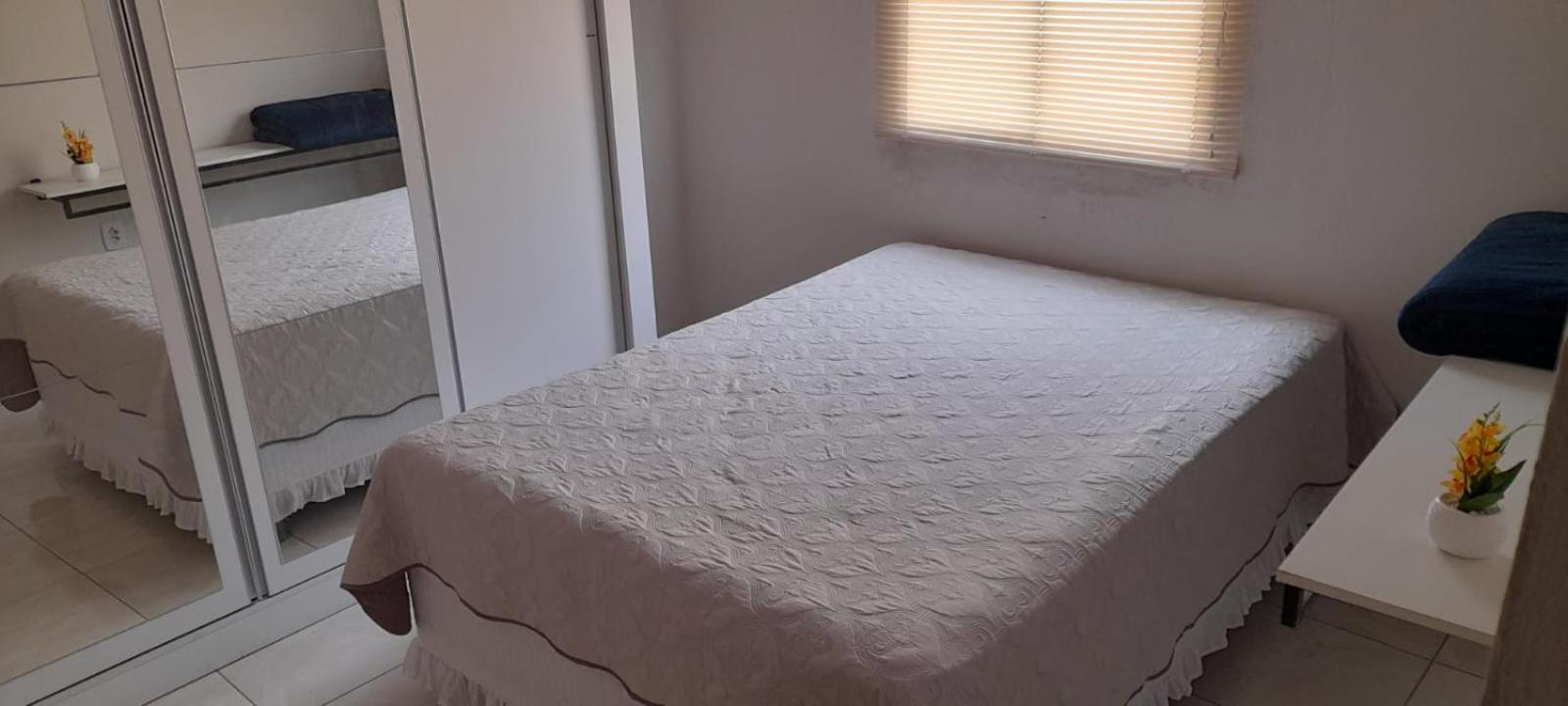 Casa Garanhuns 1º andar com escada