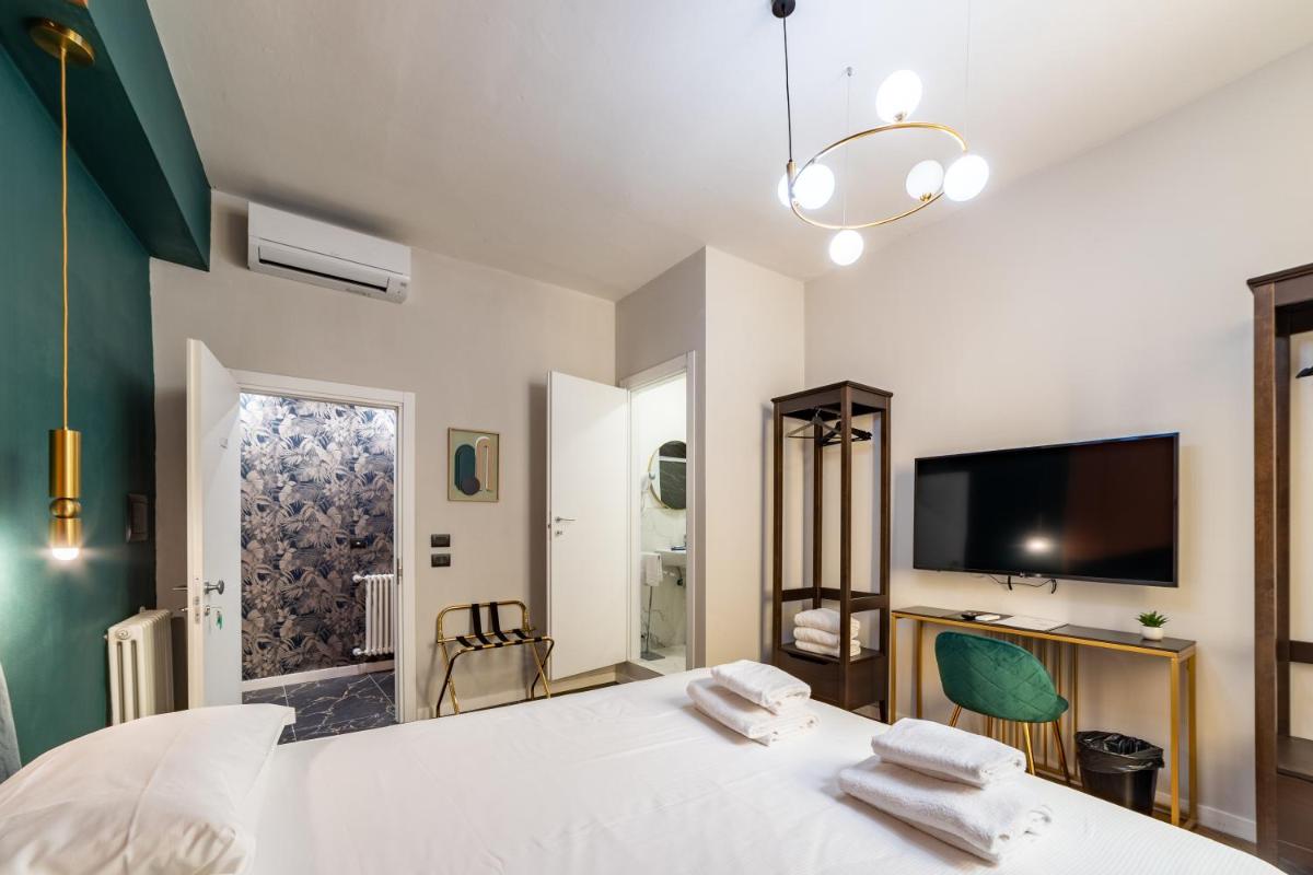 Room Eleven