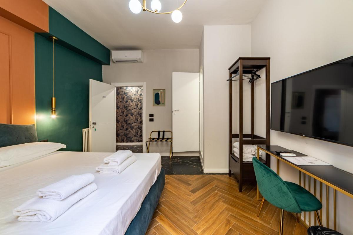 Room Eleven