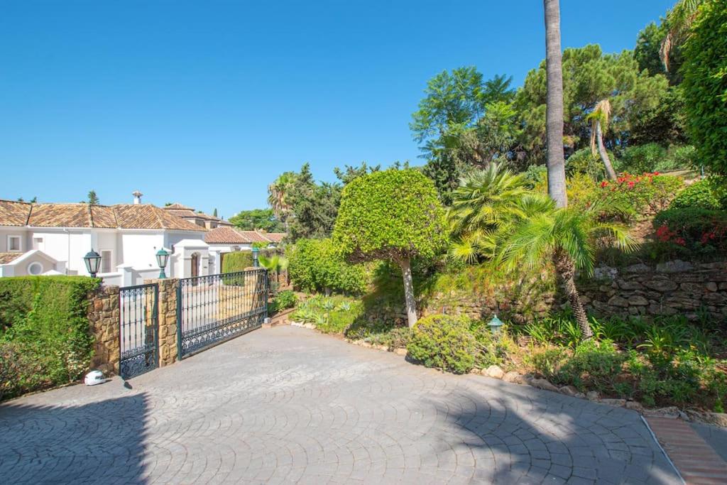Seaviews Villa in El Paraiso