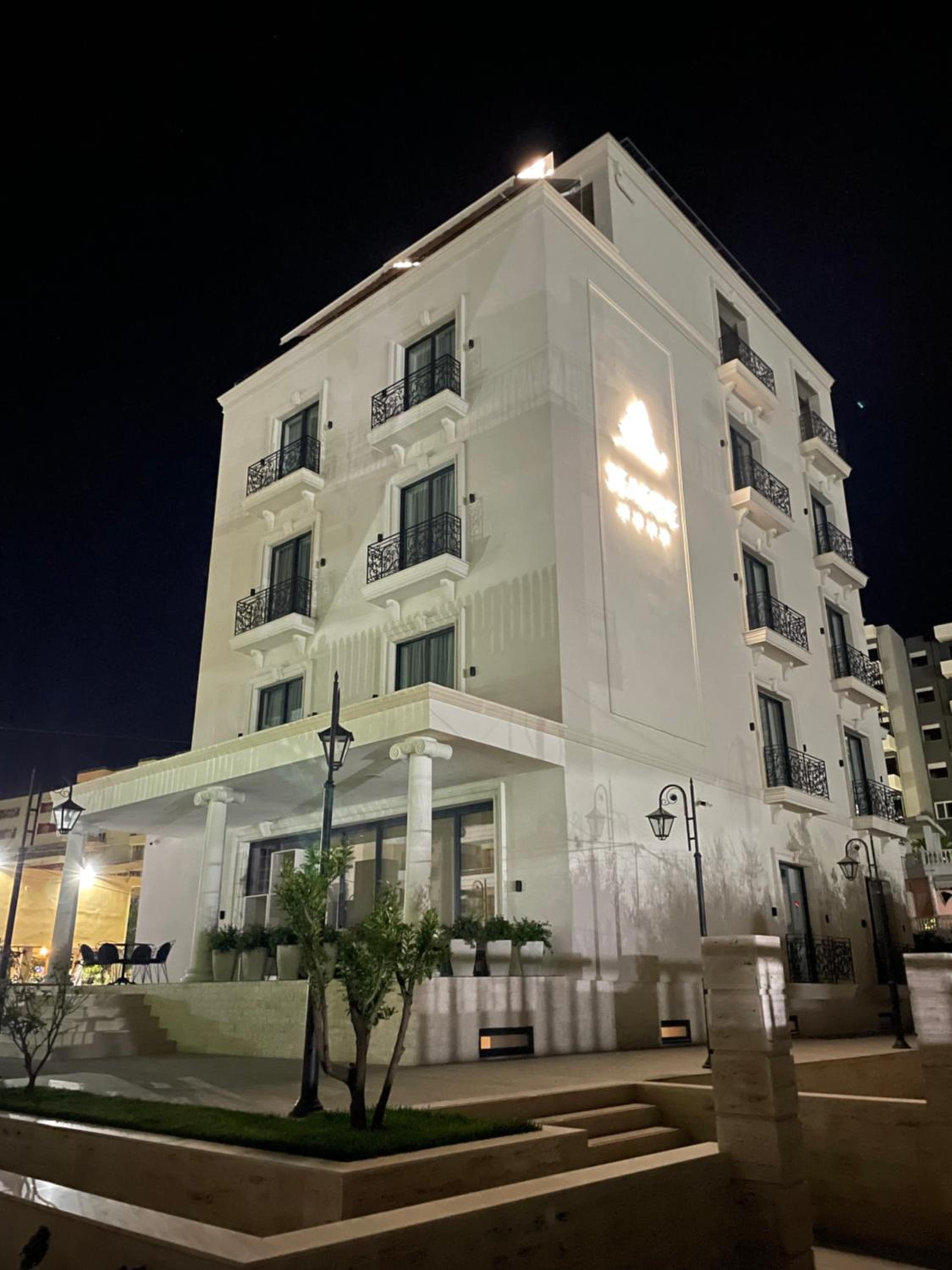 Hotel Seaside Hotel - Image 1