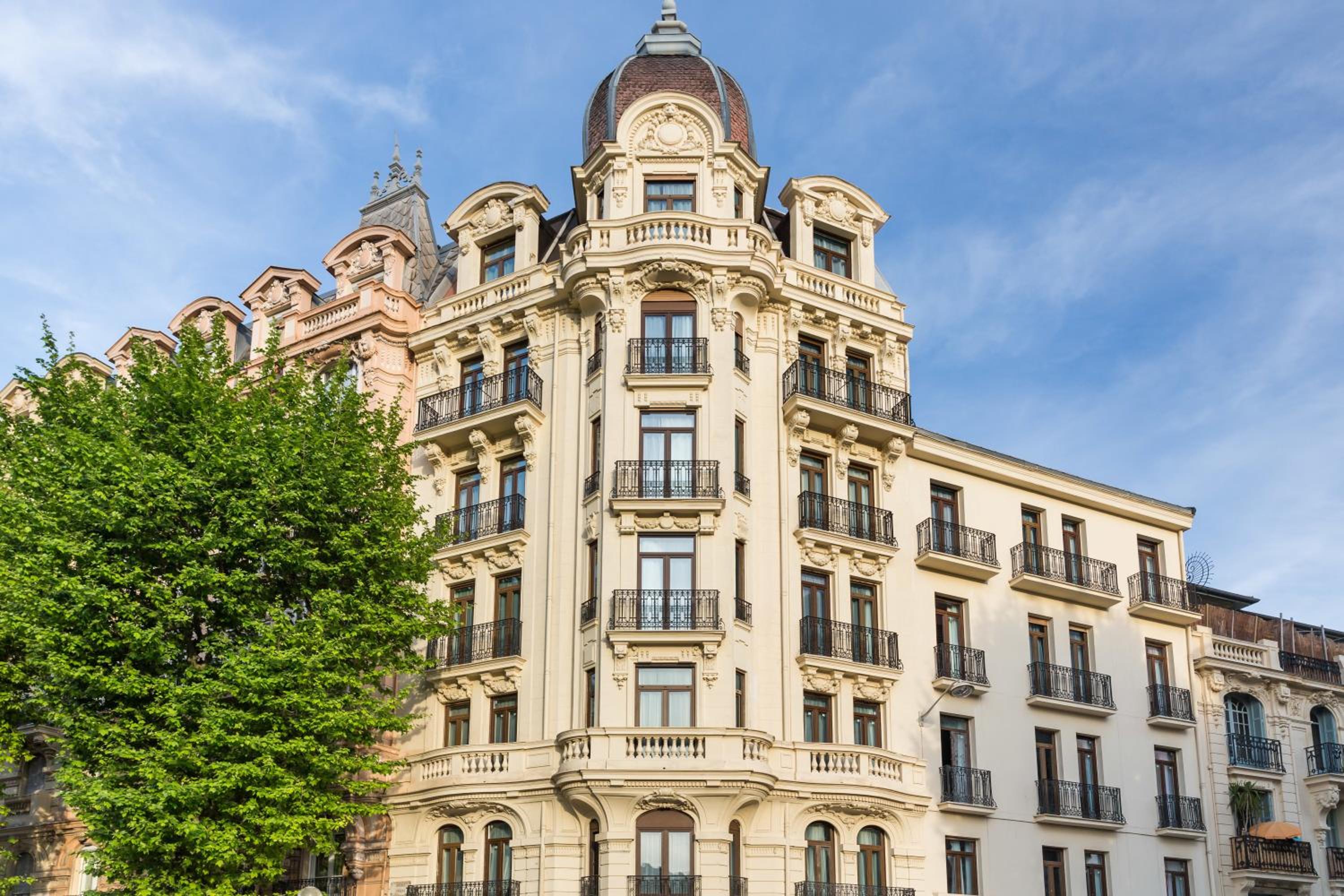 Hotel Villa Bougainville by Happyculture - Image 1