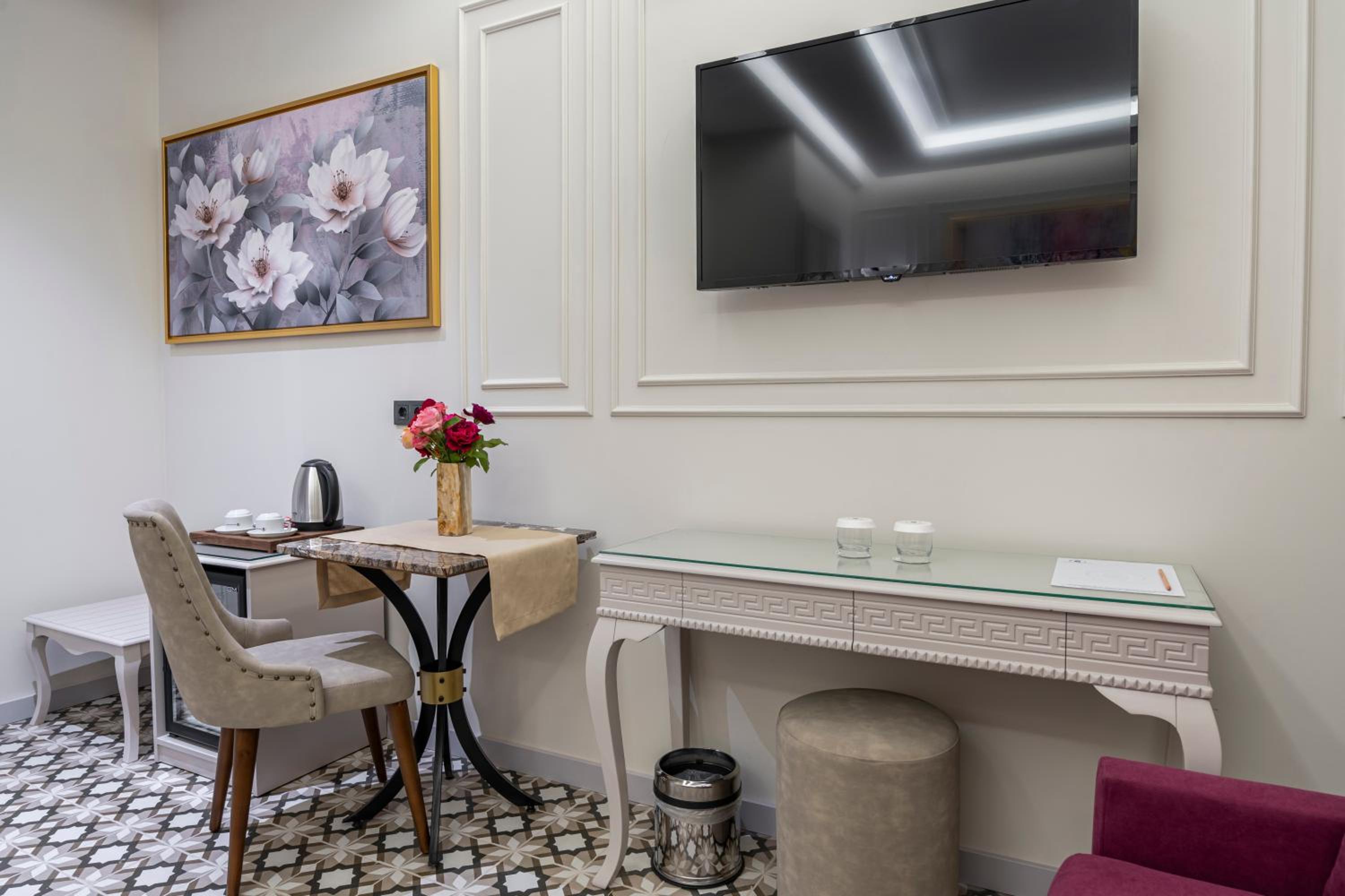 Pera Luna Premium Otel - Image 11