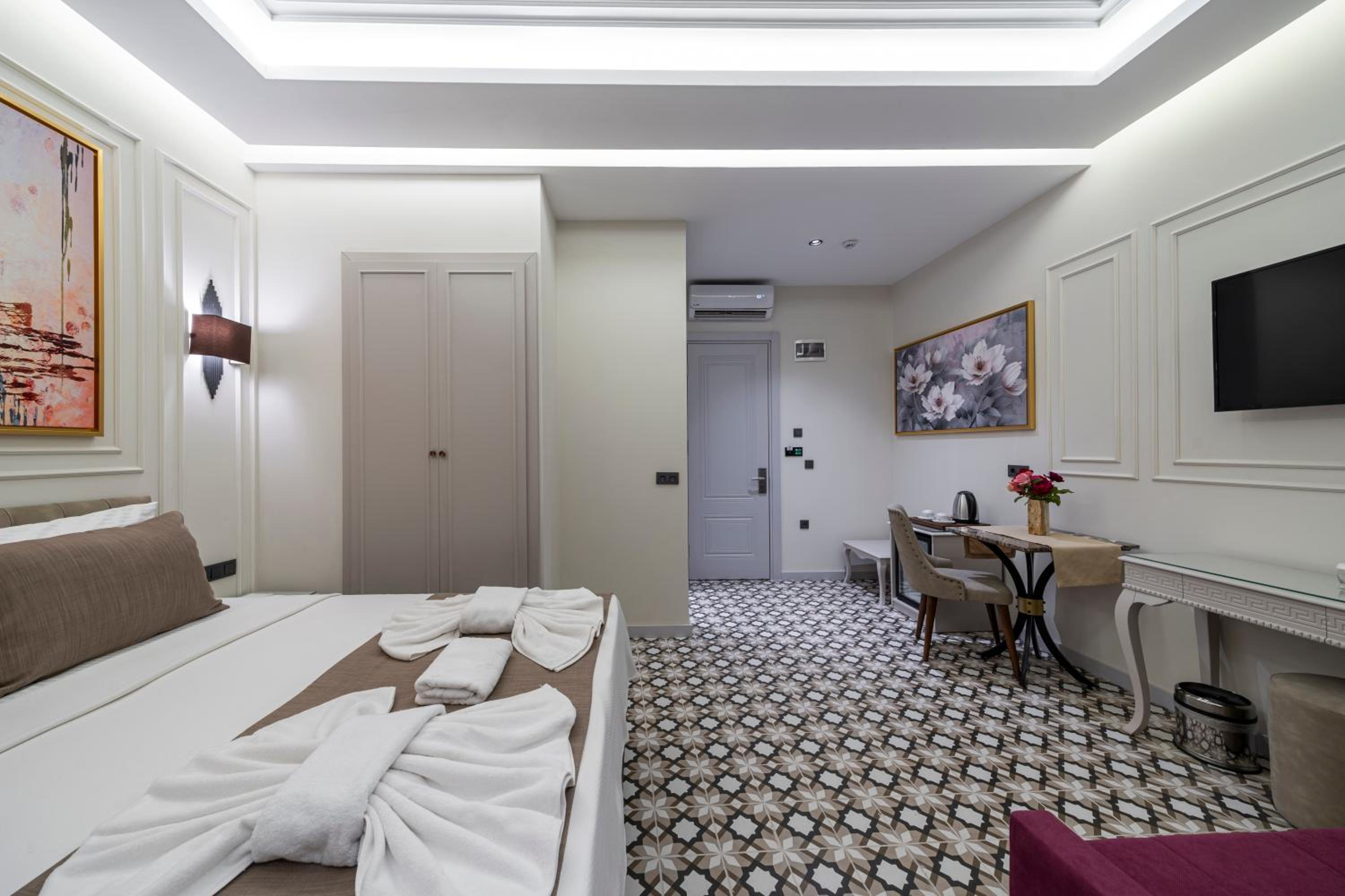 Pera Luna Premium Otel - Image 12