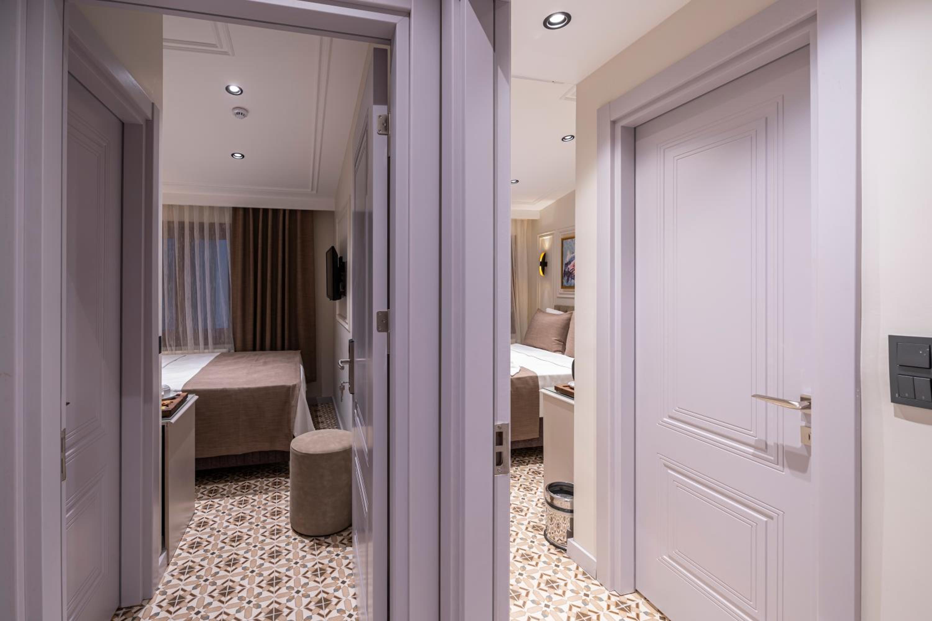 Pera Luna Premium Otel - Image 14