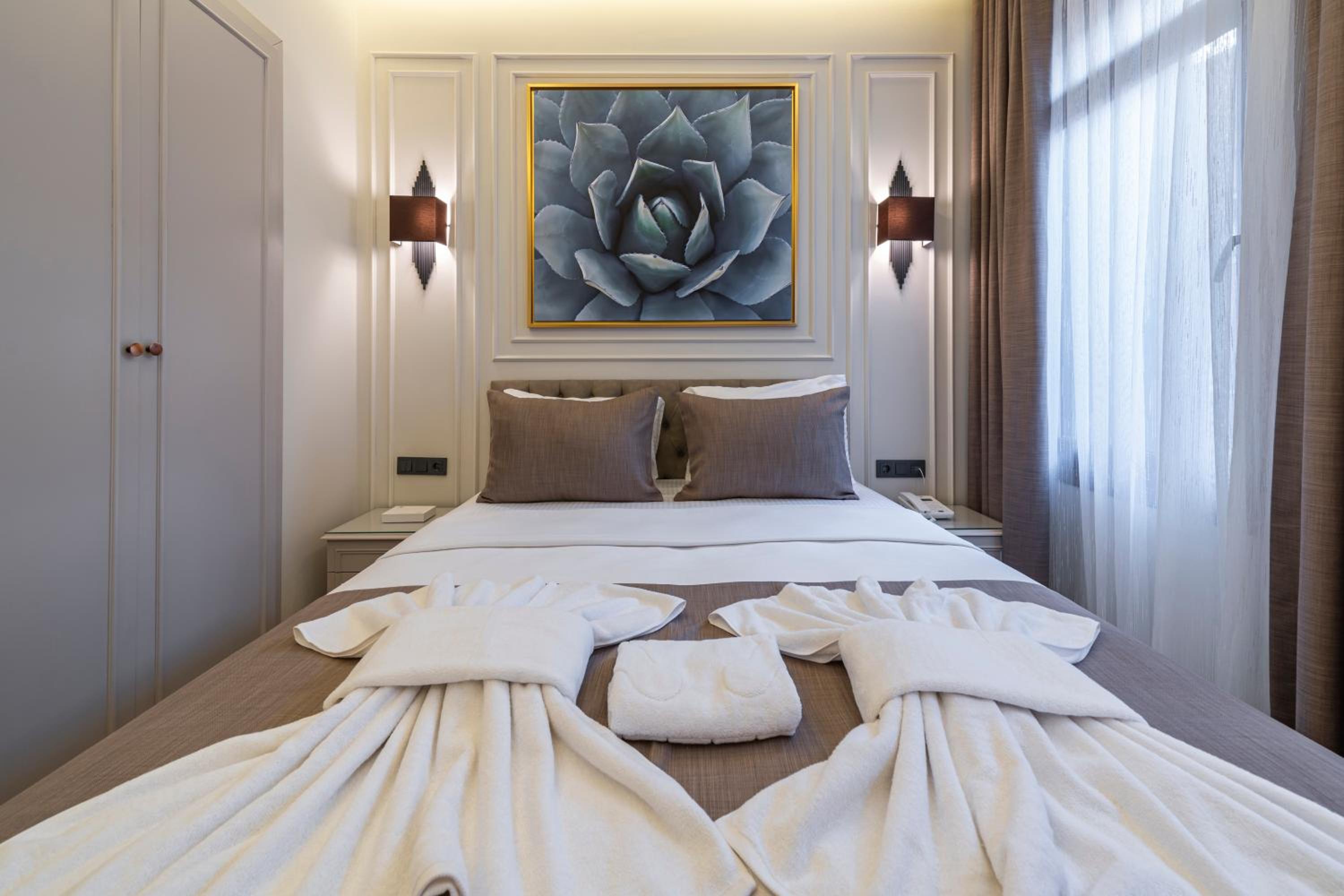 Pera Luna Premium Otel - Image 21