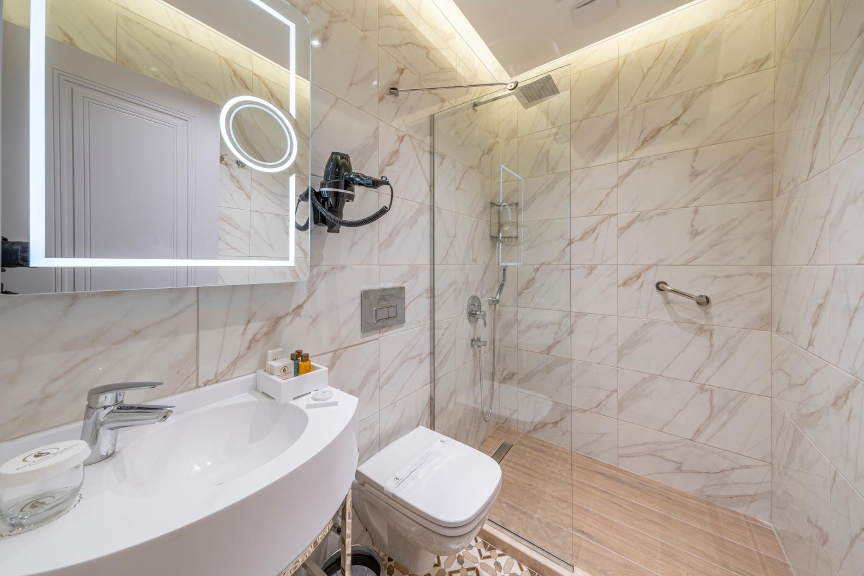 Pera Luna Premium Otel - Image 28