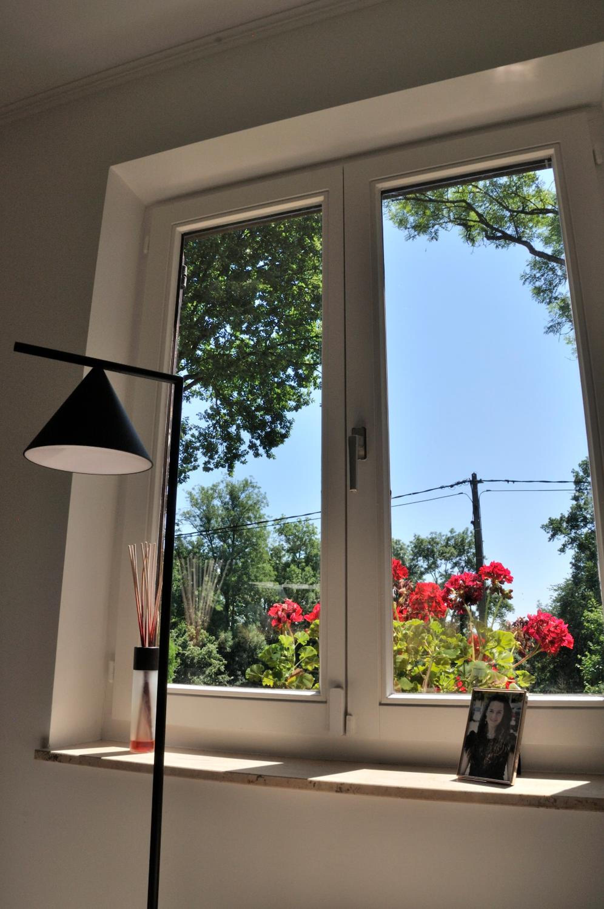 Très belle Villa 4 façades dans quartier vert et arboré - 5 kms de Namur