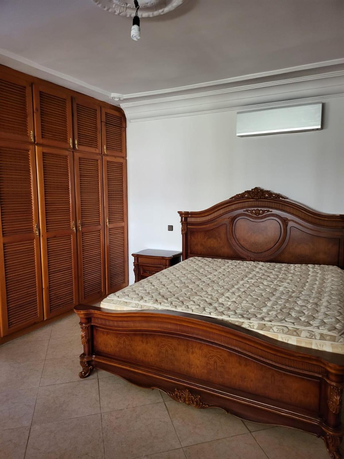 Vaste appartement au centre de Tetouan view 3