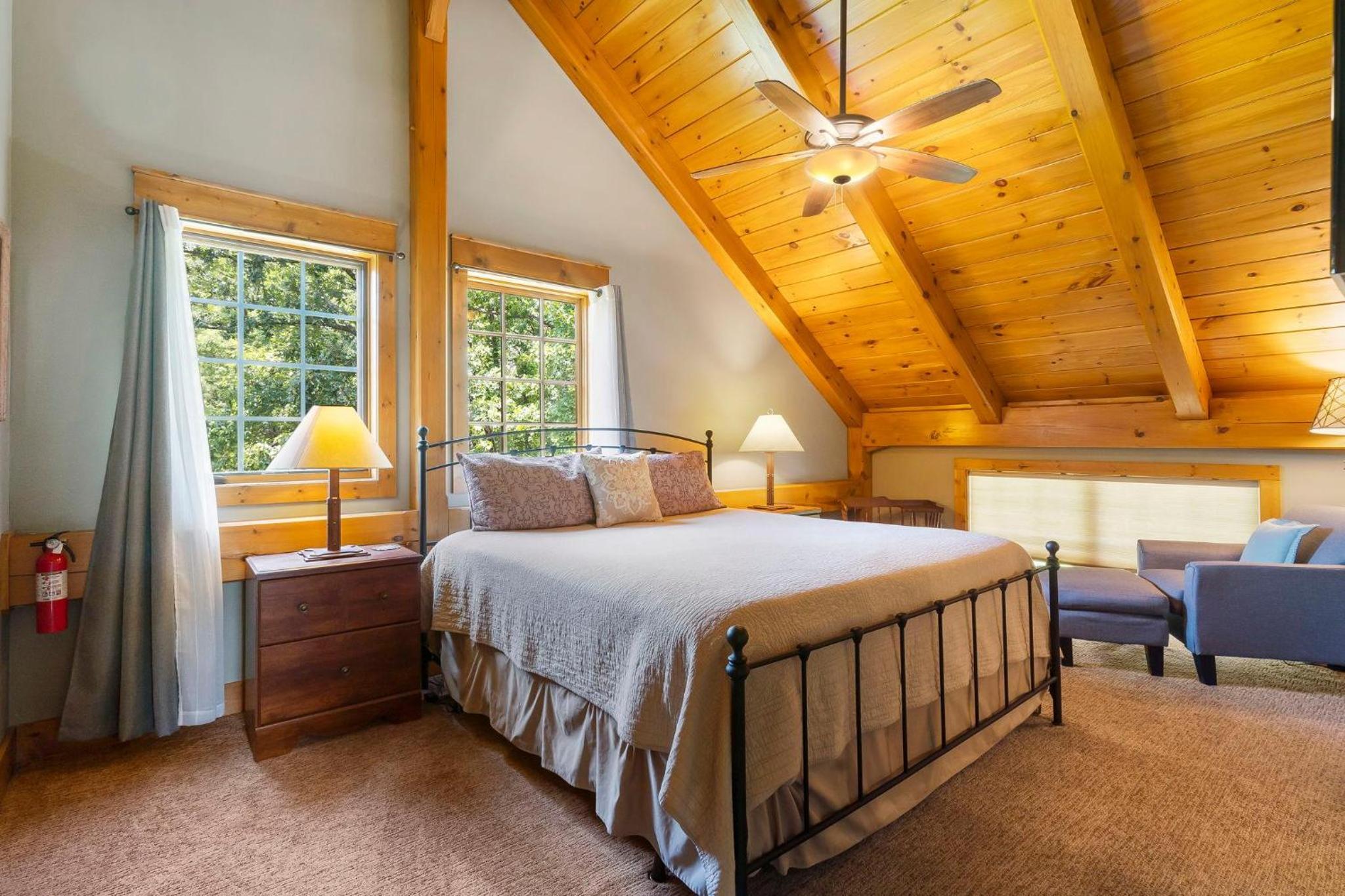 Persimmon Hollow with GameRoom