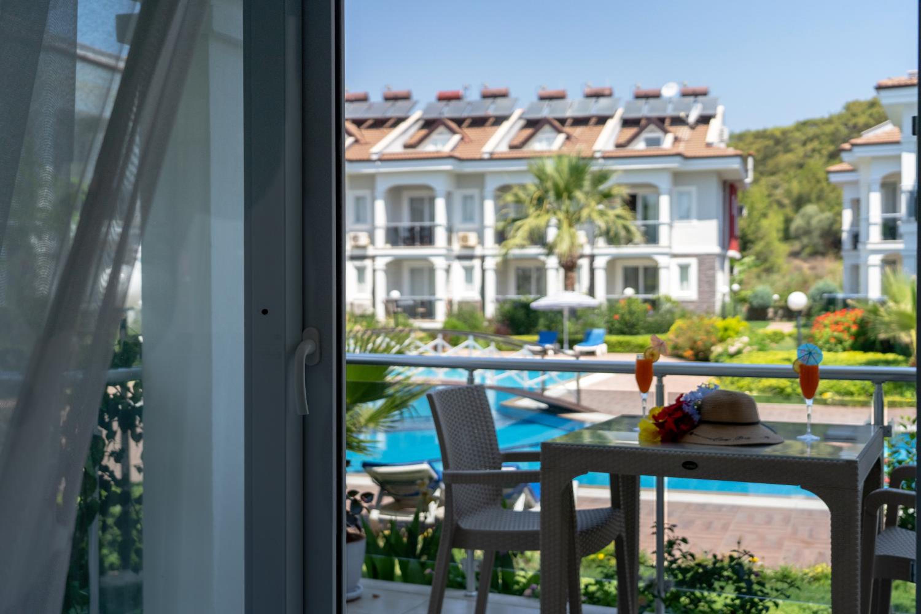 Legend Apartments