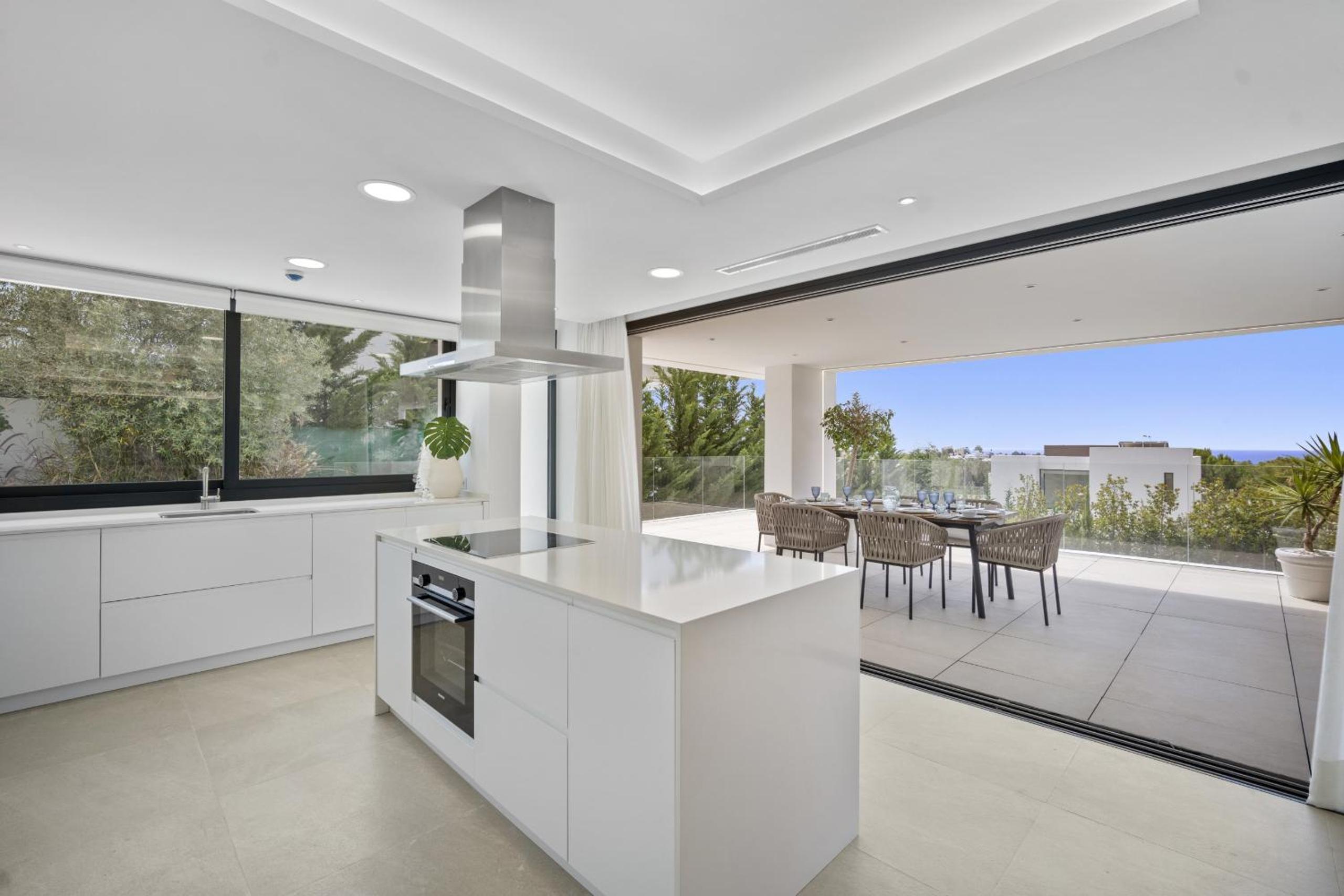 Villa Alejandra - Benahavis by Finest Rentals
