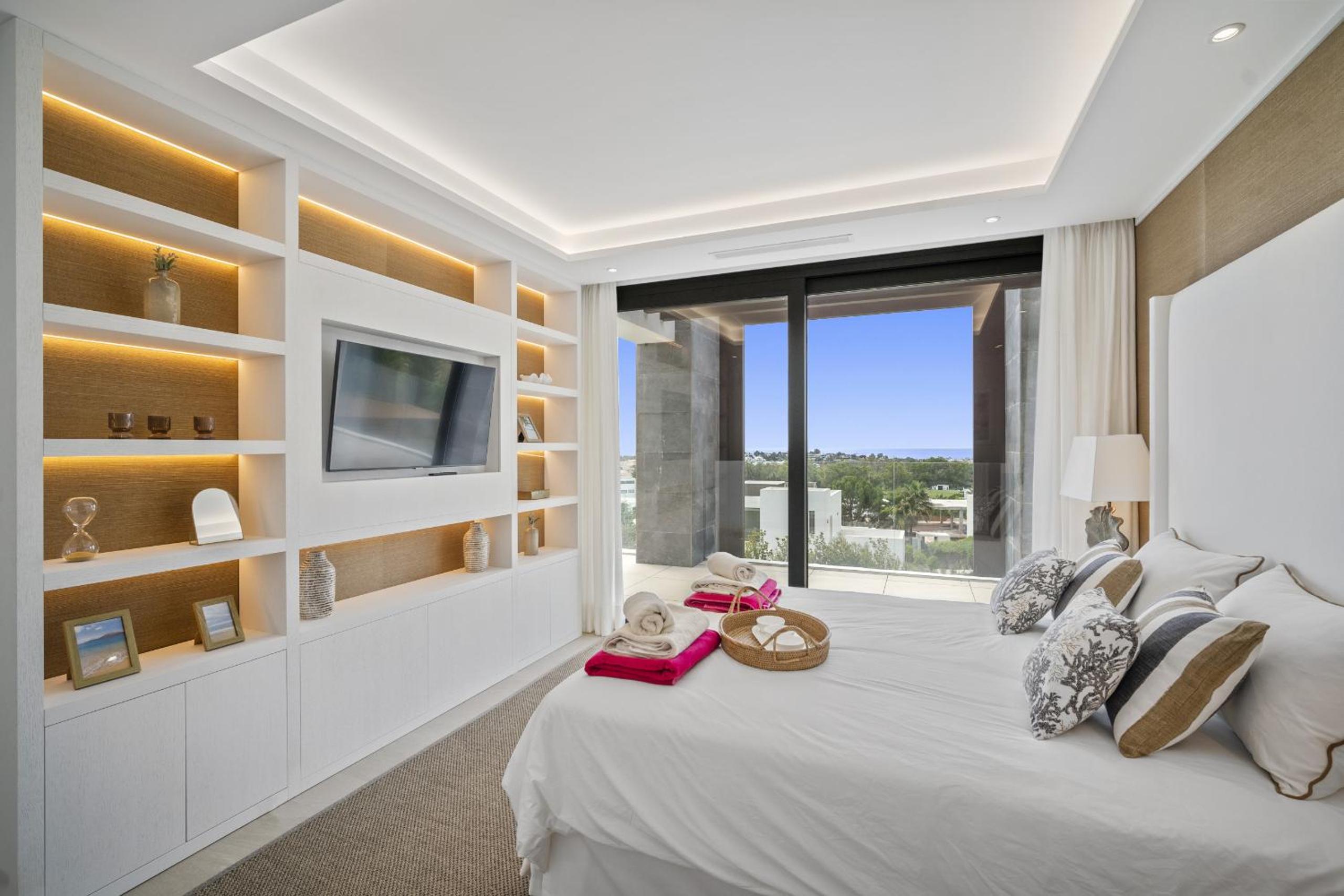 Villa Alejandra - Benahavis by Finest Rentals