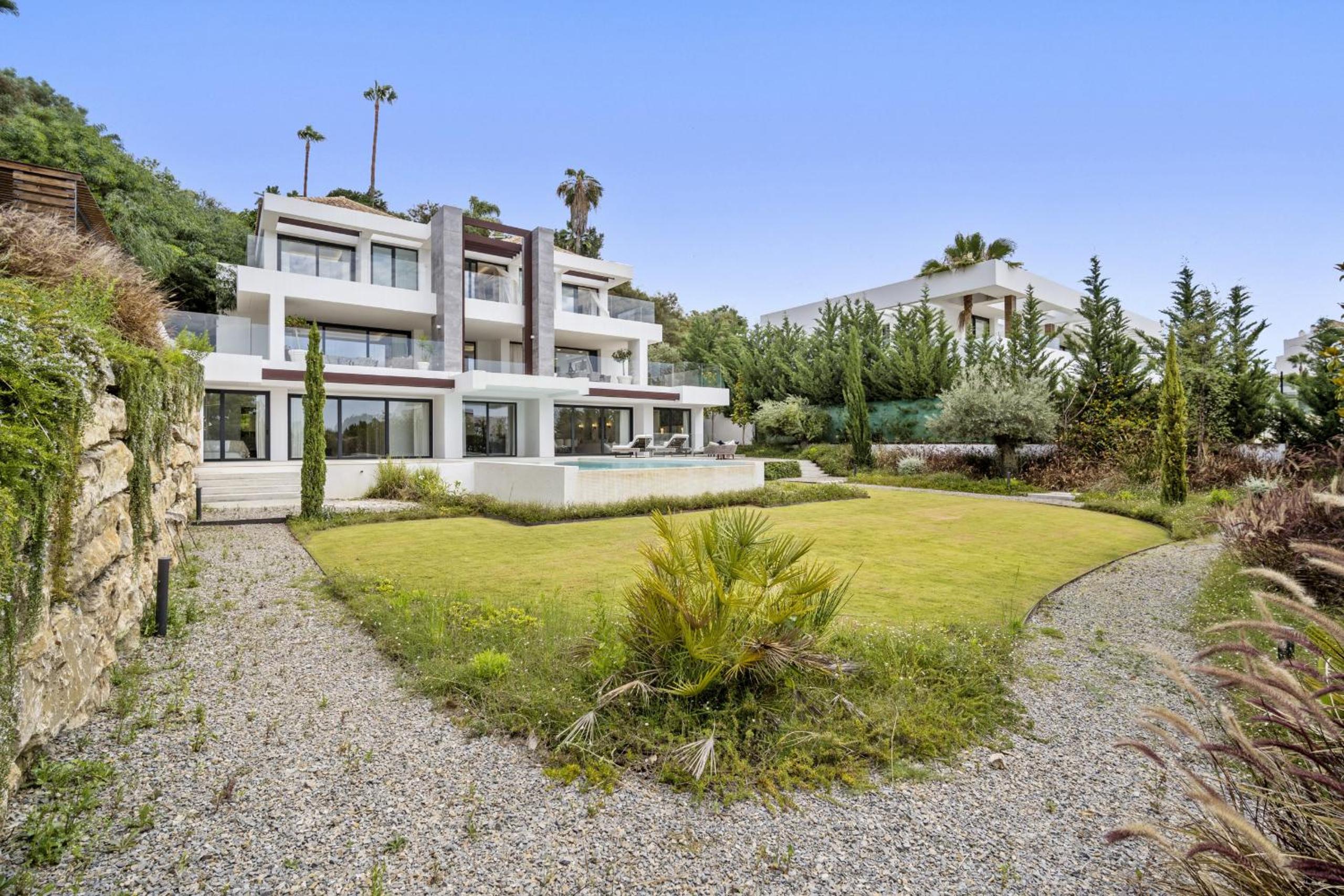Villa Alejandra - Benahavis by Finest Rentals