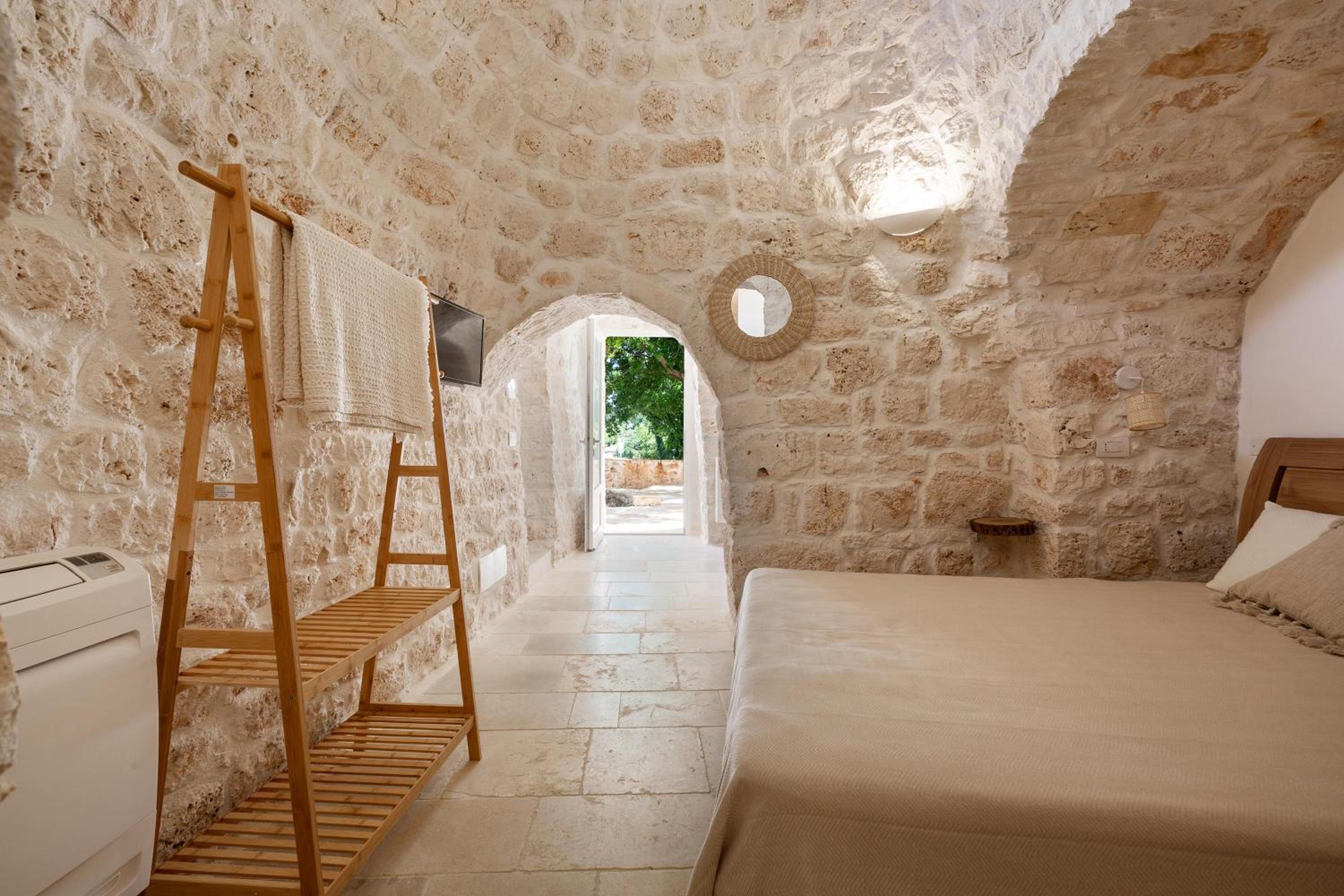 Trulli Dafani by Perle di Puglia
