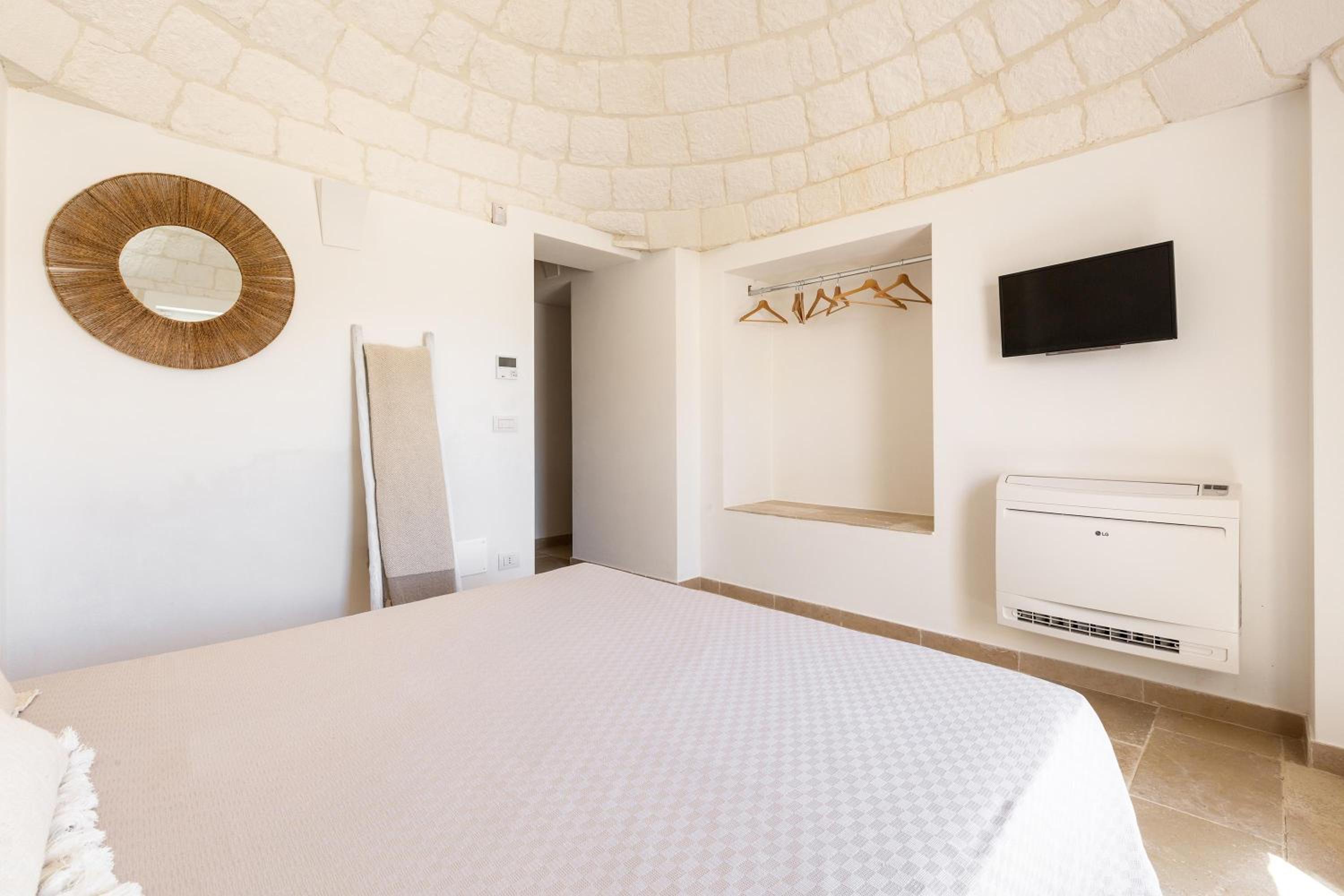 Trulli Dafani by Perle di Puglia