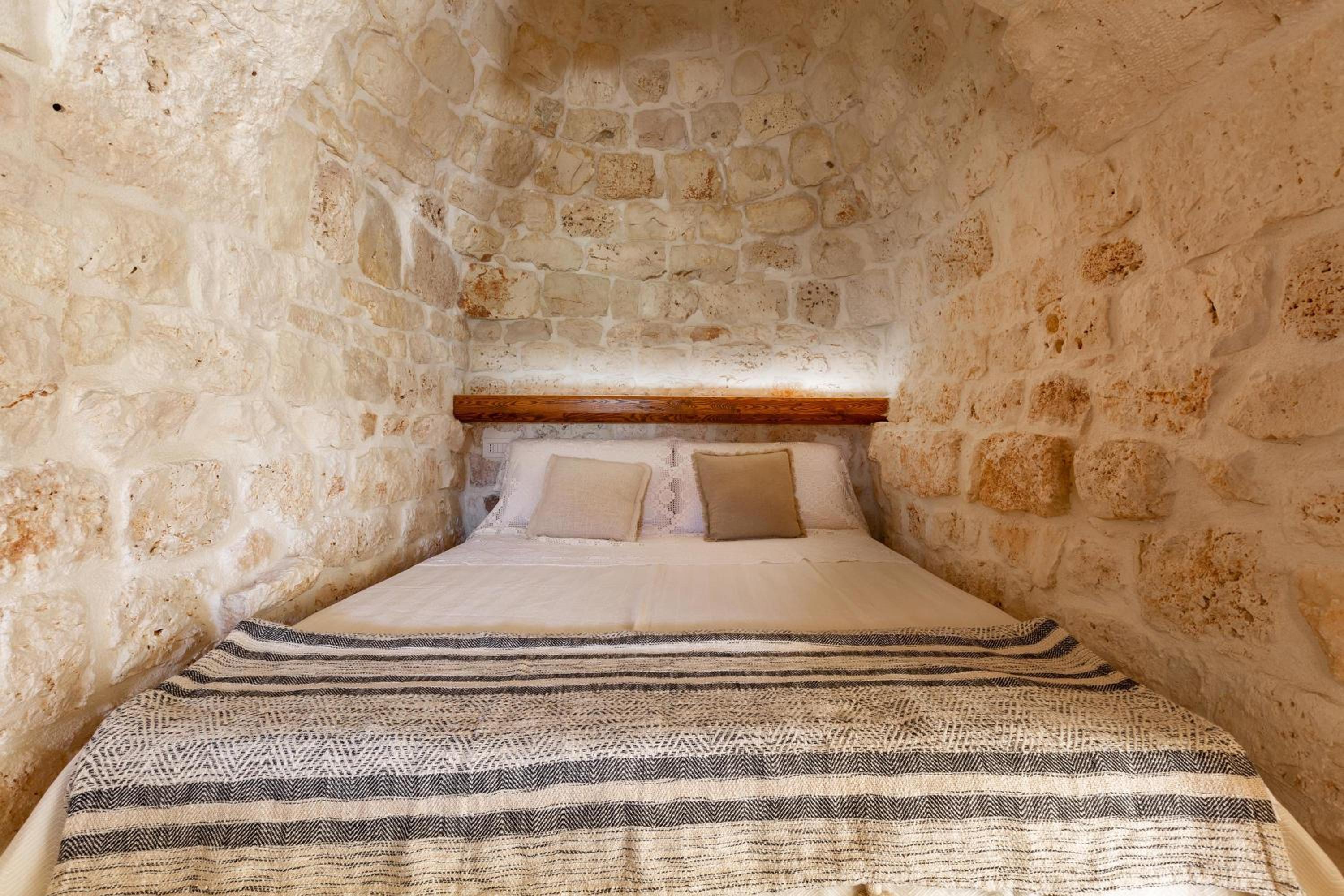 Trulli Dafani by Perle di Puglia